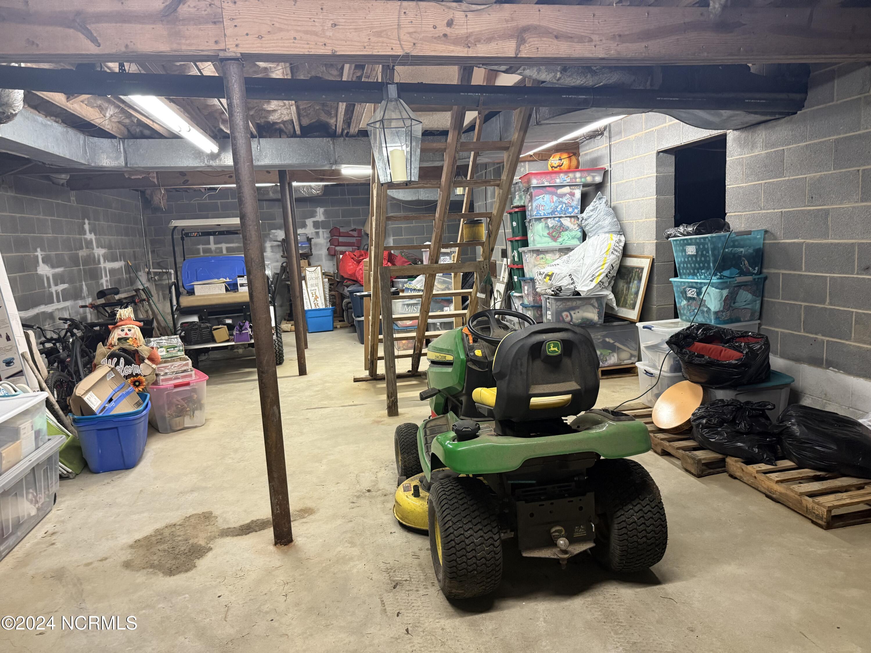 115 Creek Run Road Property Photo 11