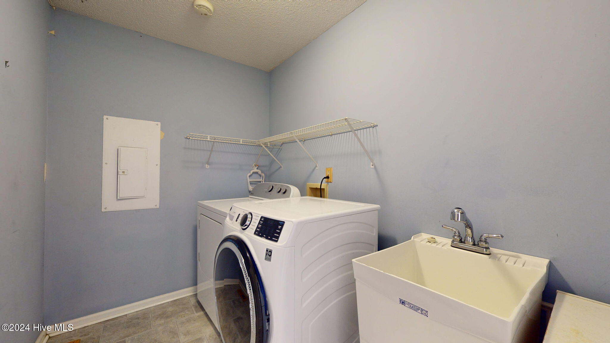 709 Plantation Drive Property Photo 23