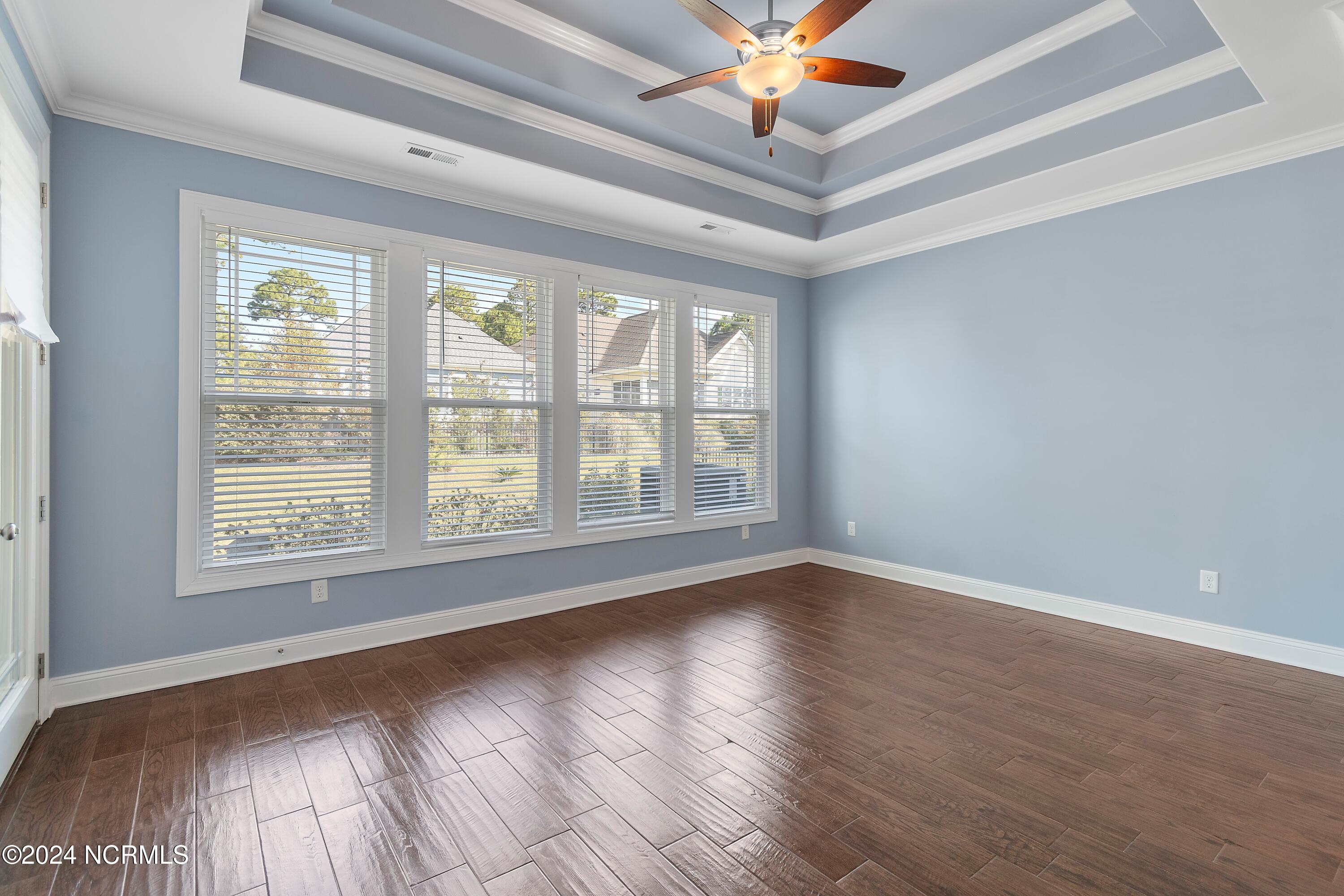208 Brookwood Park Court Property Photo 17