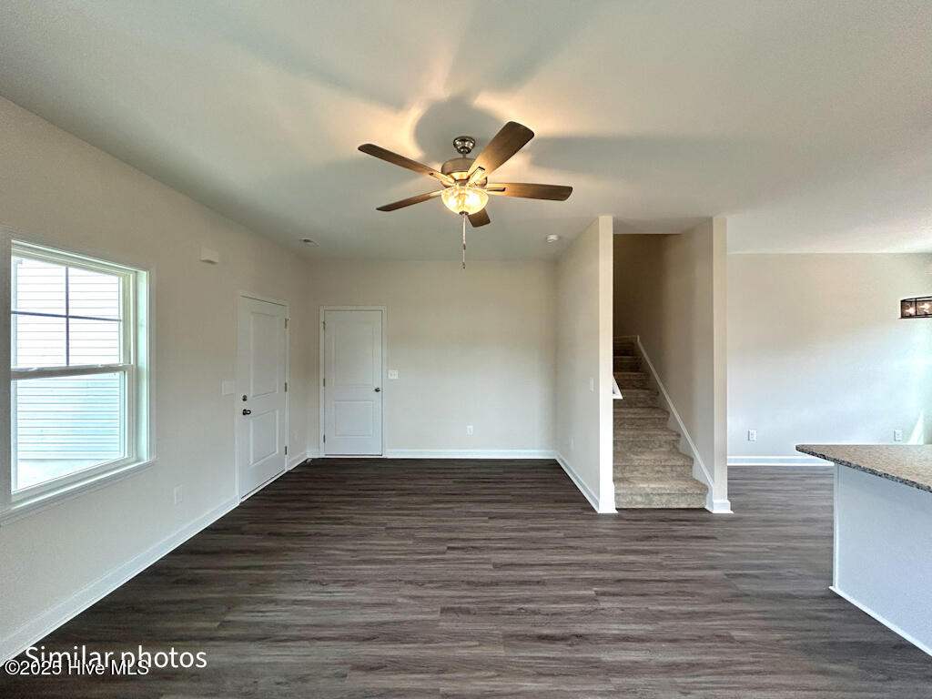 842 Cooke Drive Property Photo 6