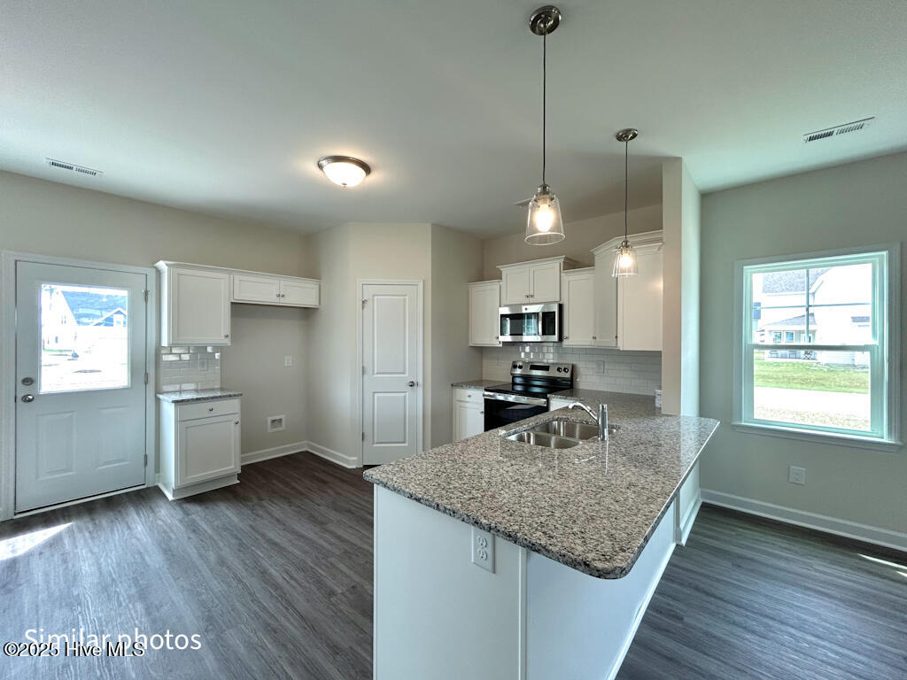 842 Cooke Drive Property Photo 11