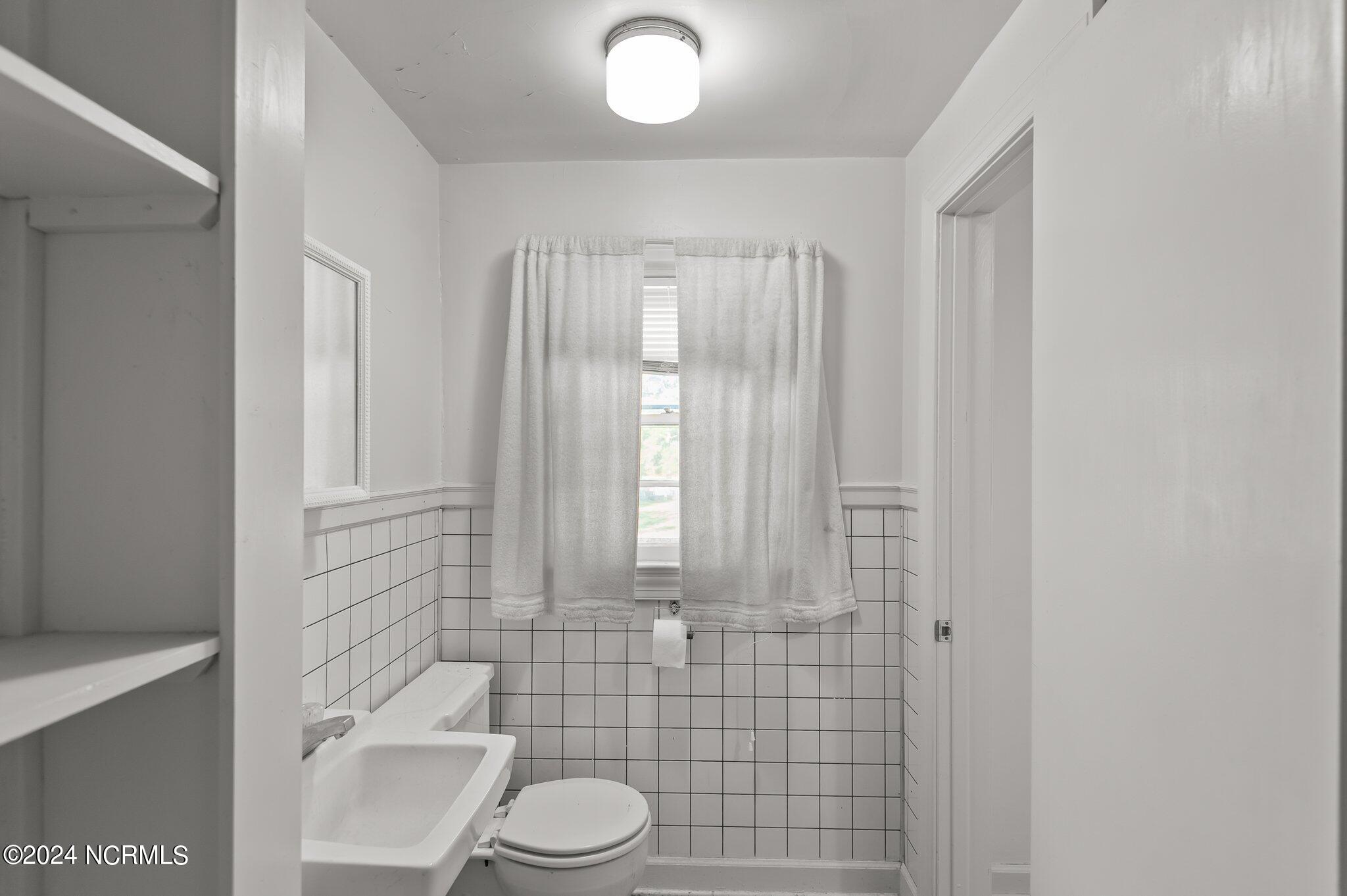 305 N 2nd Street Property Photo 22