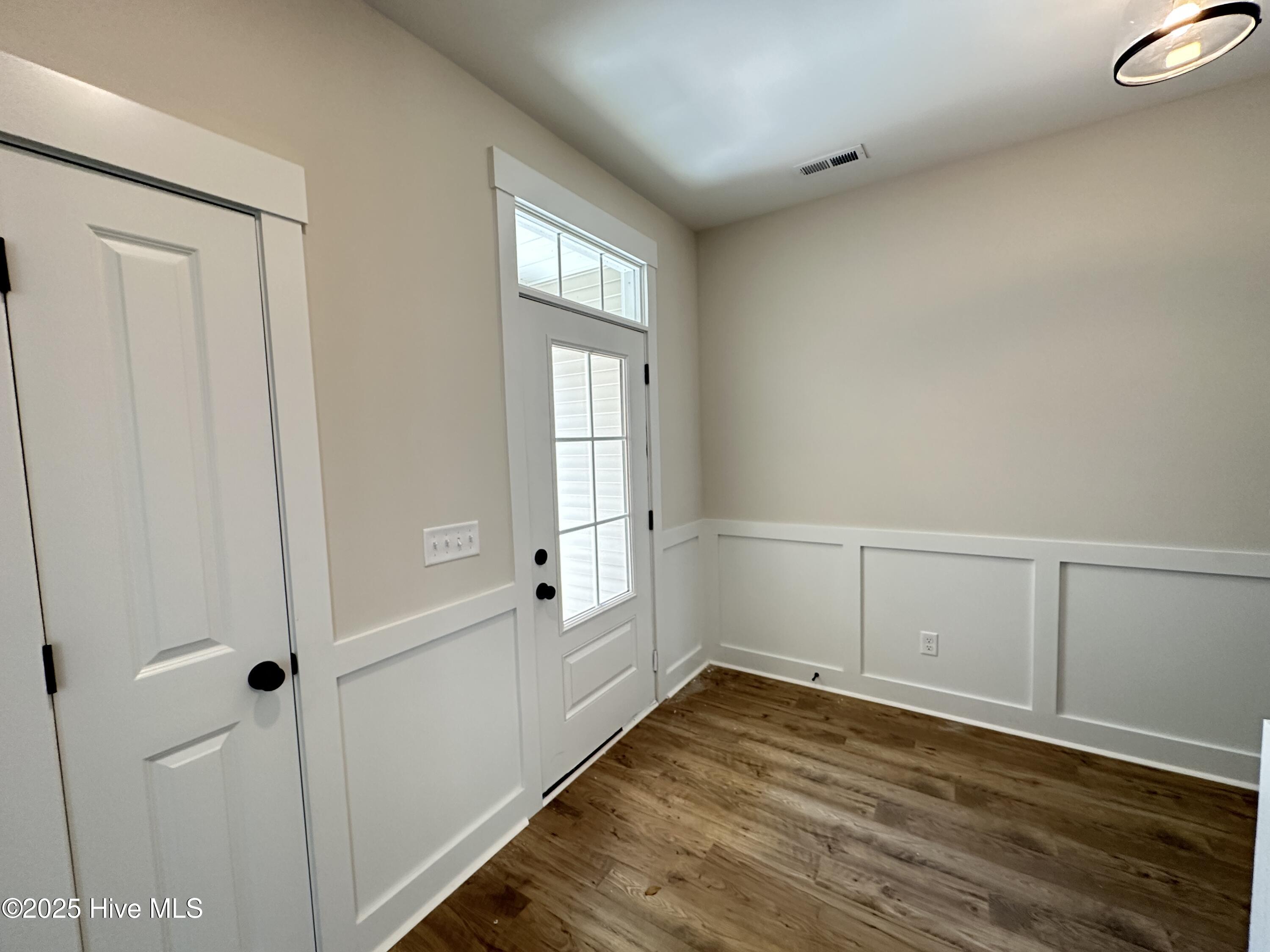 3965 Pepperberry Lane Property Photo 9