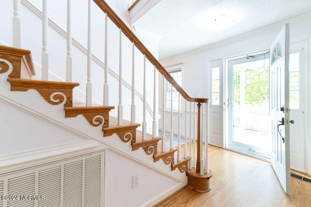 109 Countryside Drive Property Photo 6