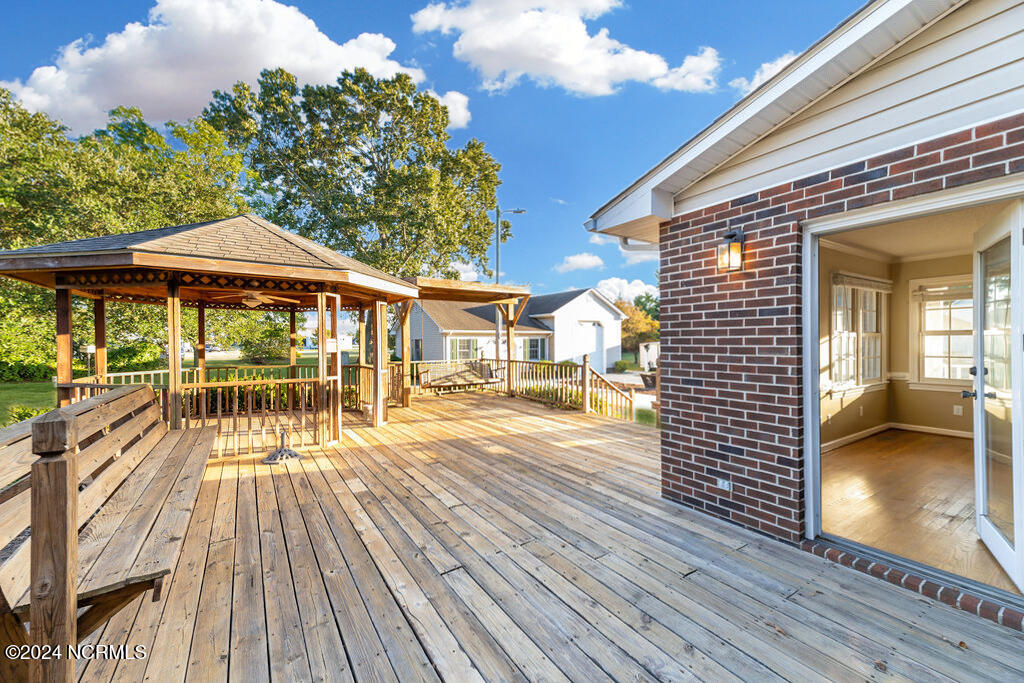 109 Countryside Drive Property Photo 48