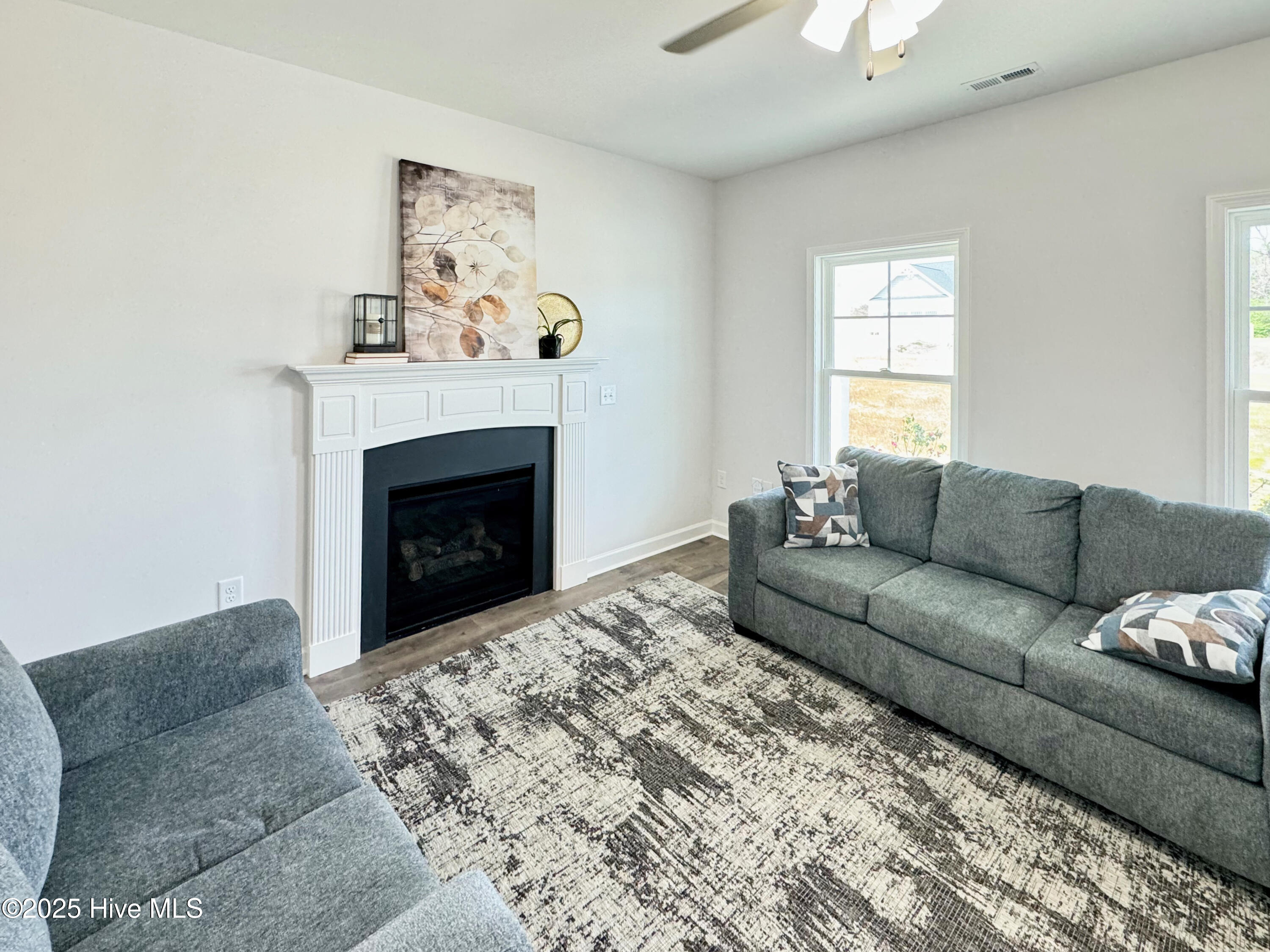 206 Creeks Edge Drive Property Photo 6
