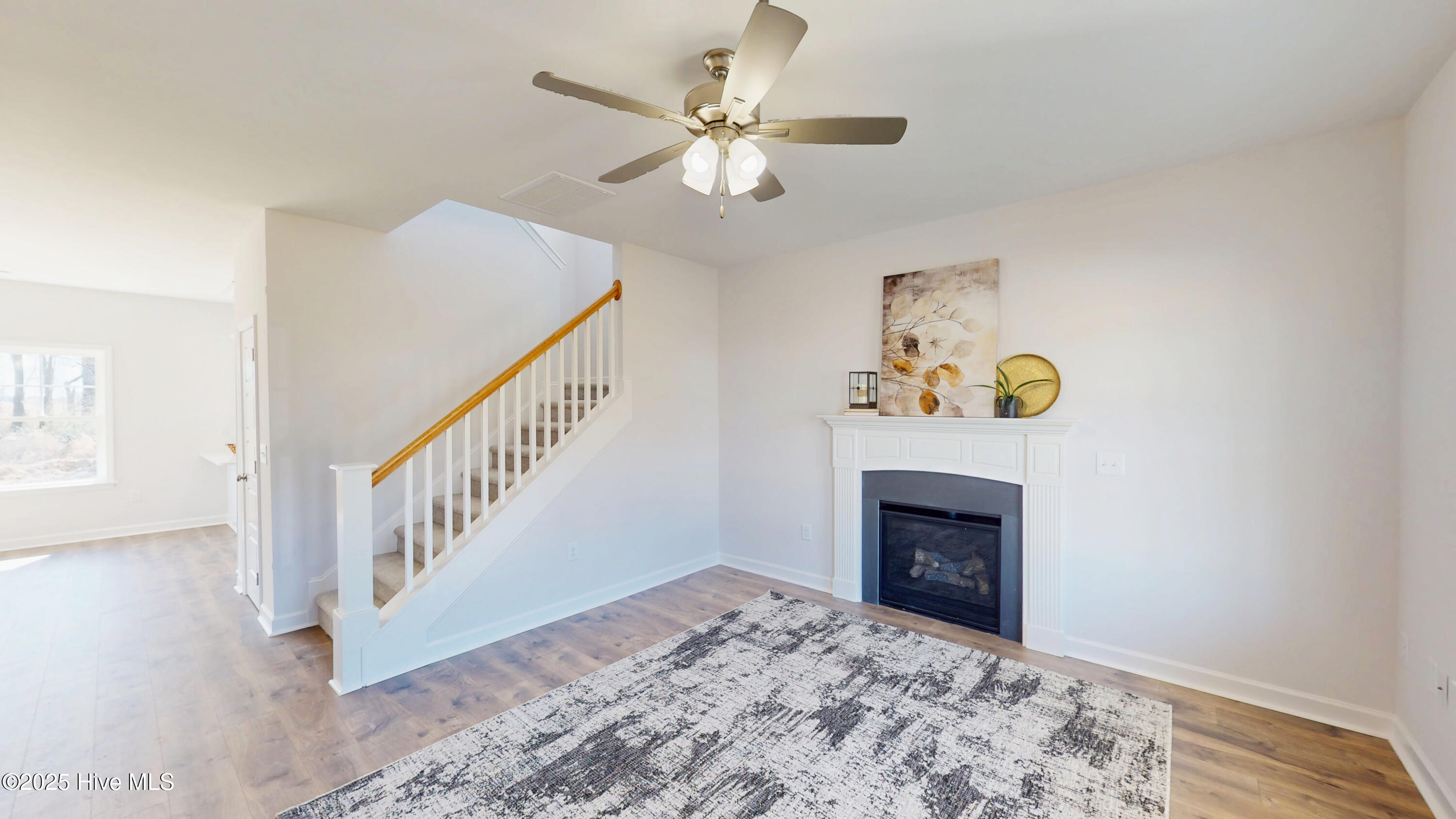 206 Creeks Edge Drive Property Photo 9
