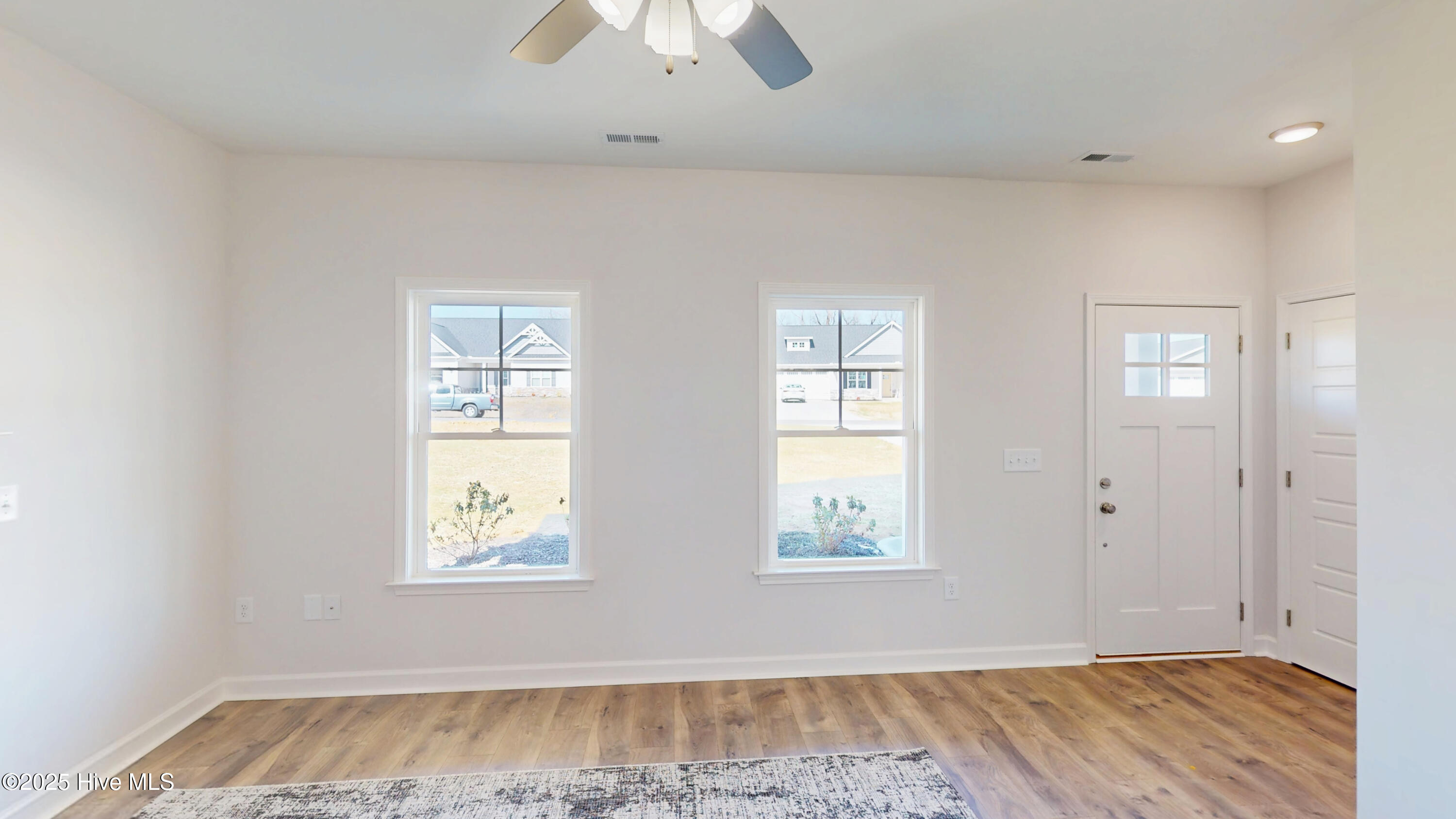 206 Creeks Edge Drive Property Photo 11