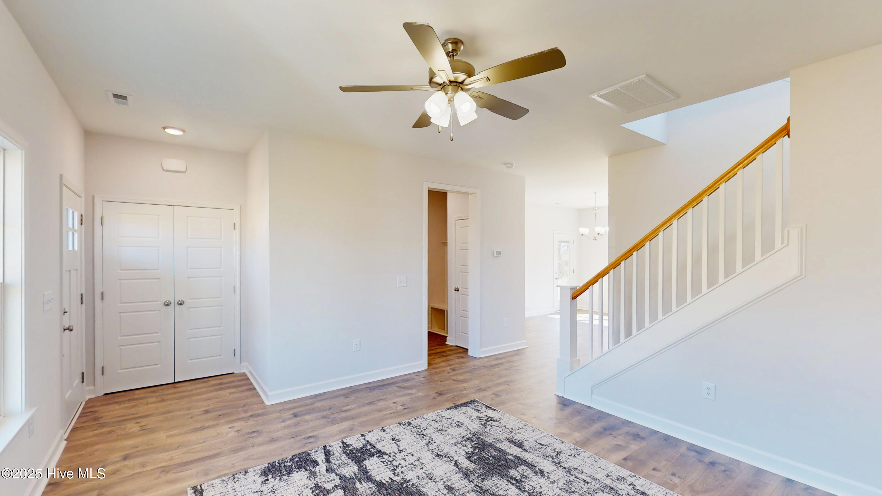 206 Creeks Edge Drive Property Photo 12