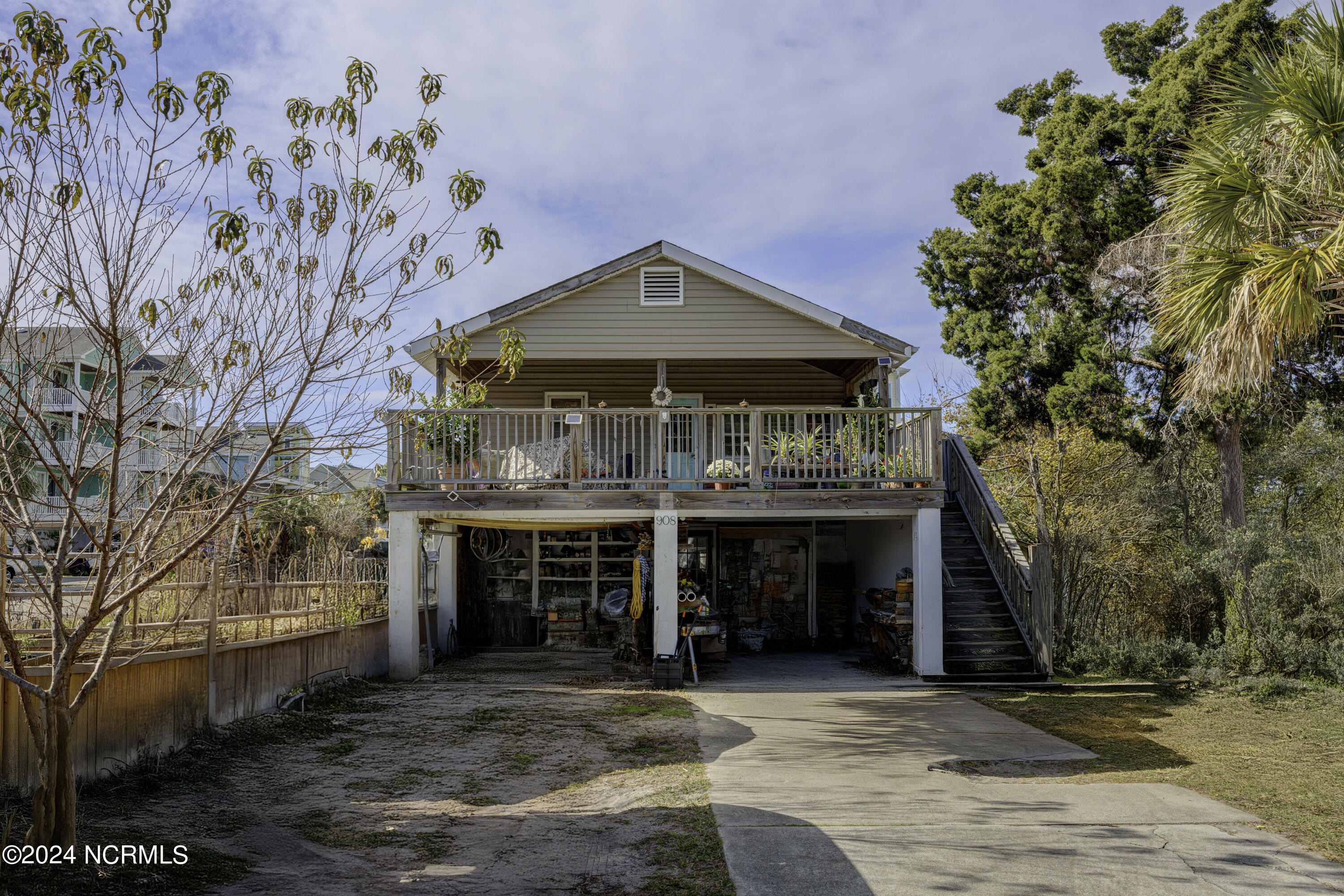908 S Third Street Property Photo 1