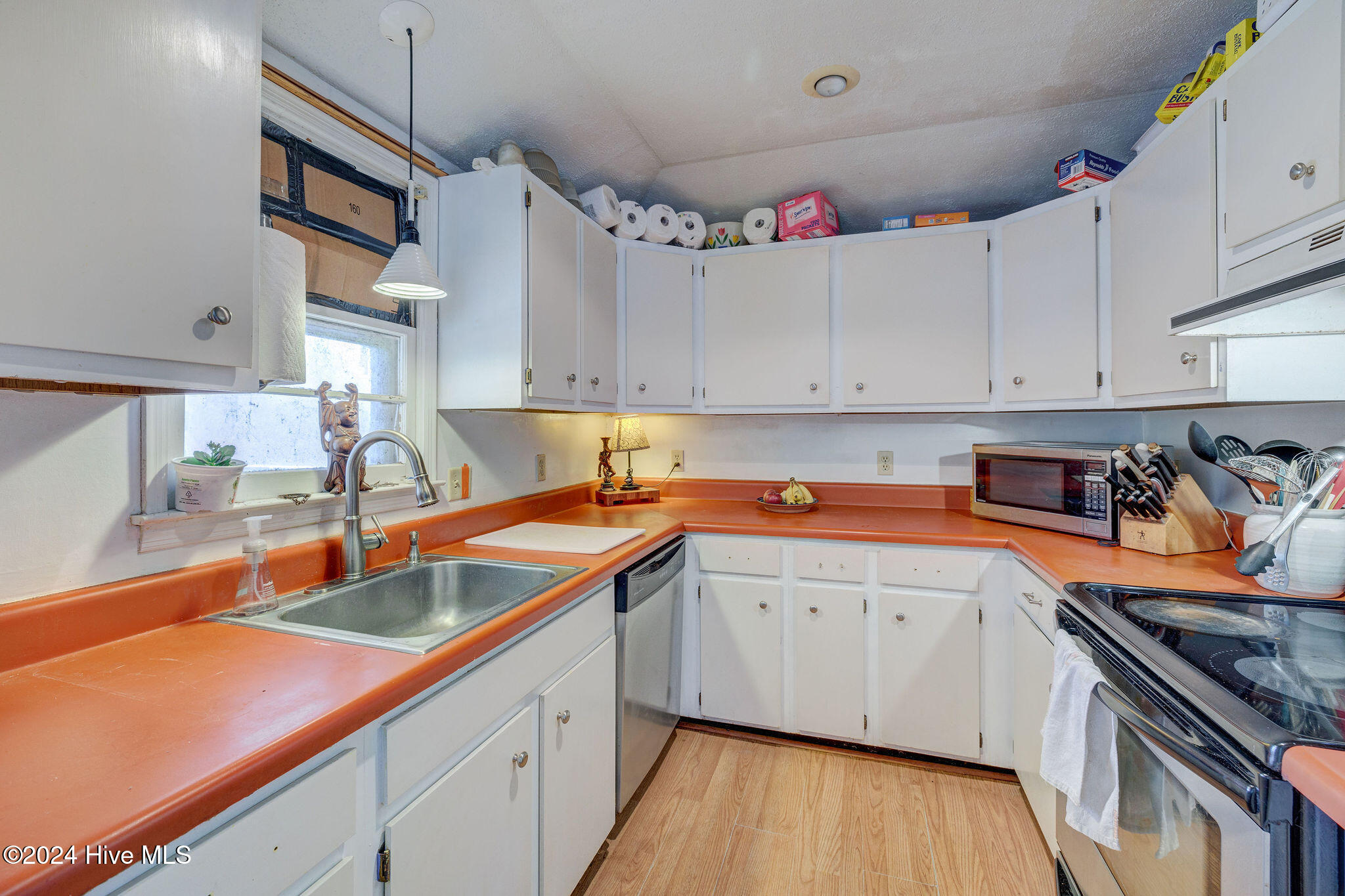 908 S Third Street Property Photo 15