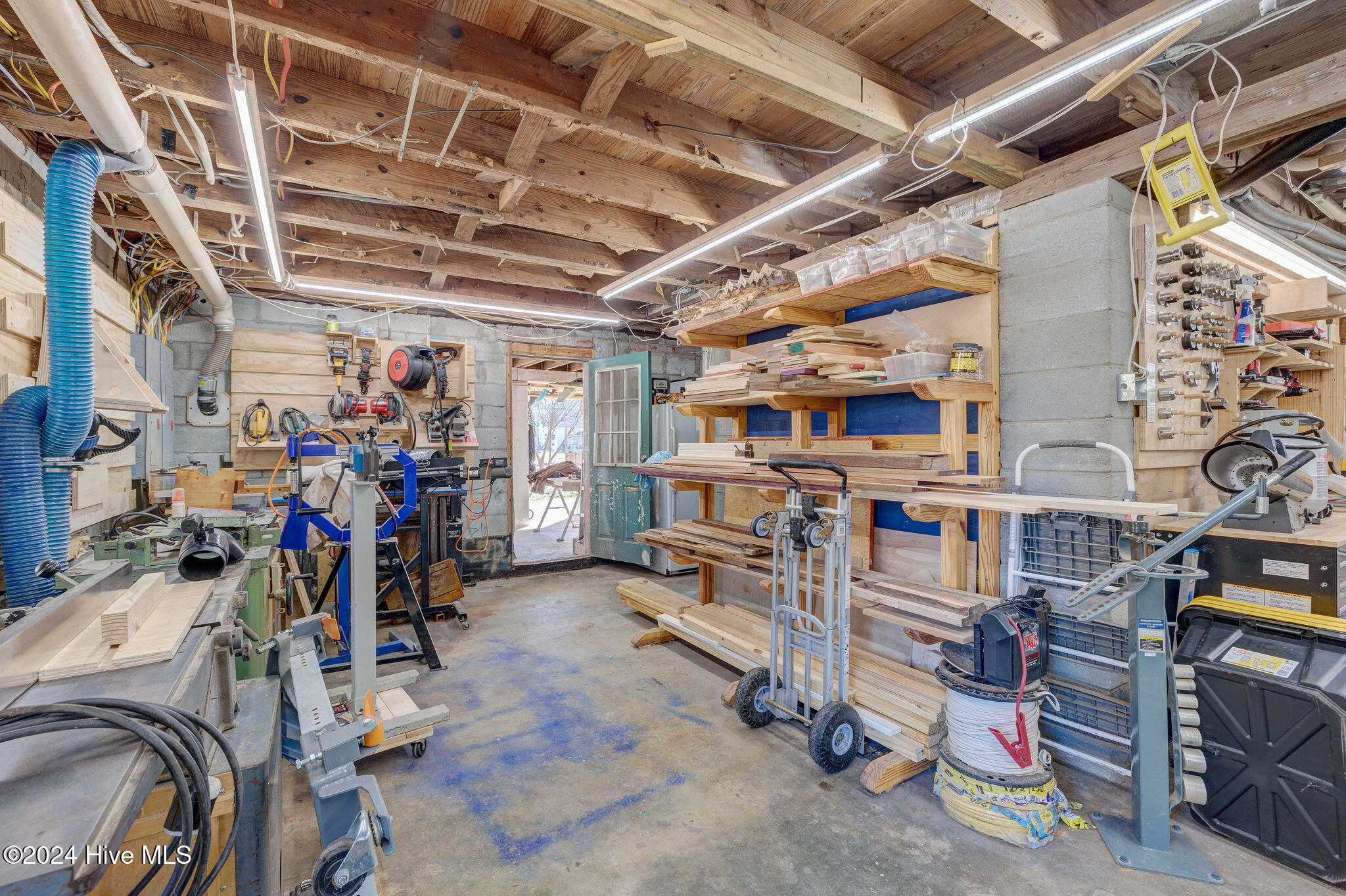 908 S Third Street Property Photo 58