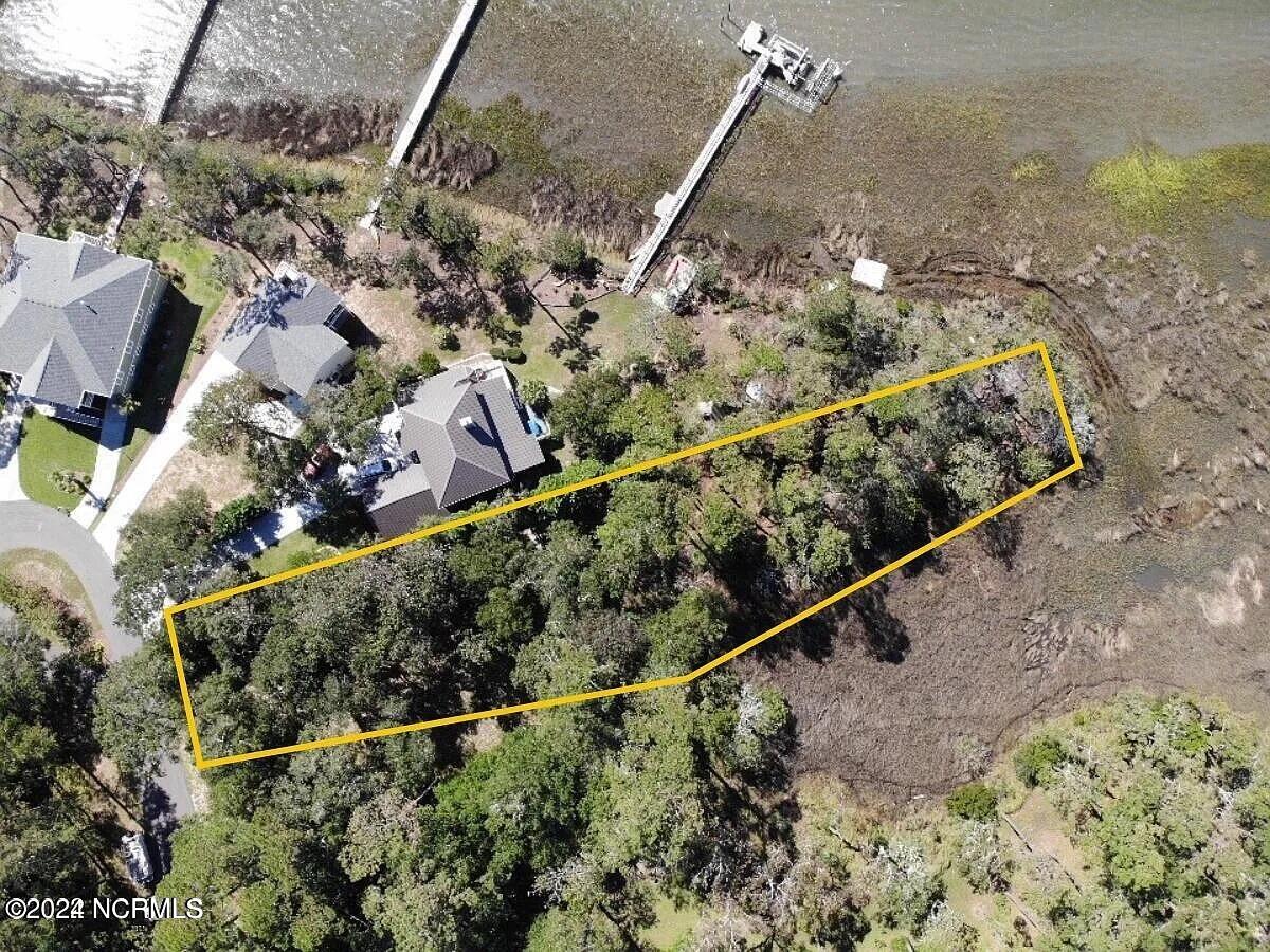 611 Lockwood Court Property Photo 9