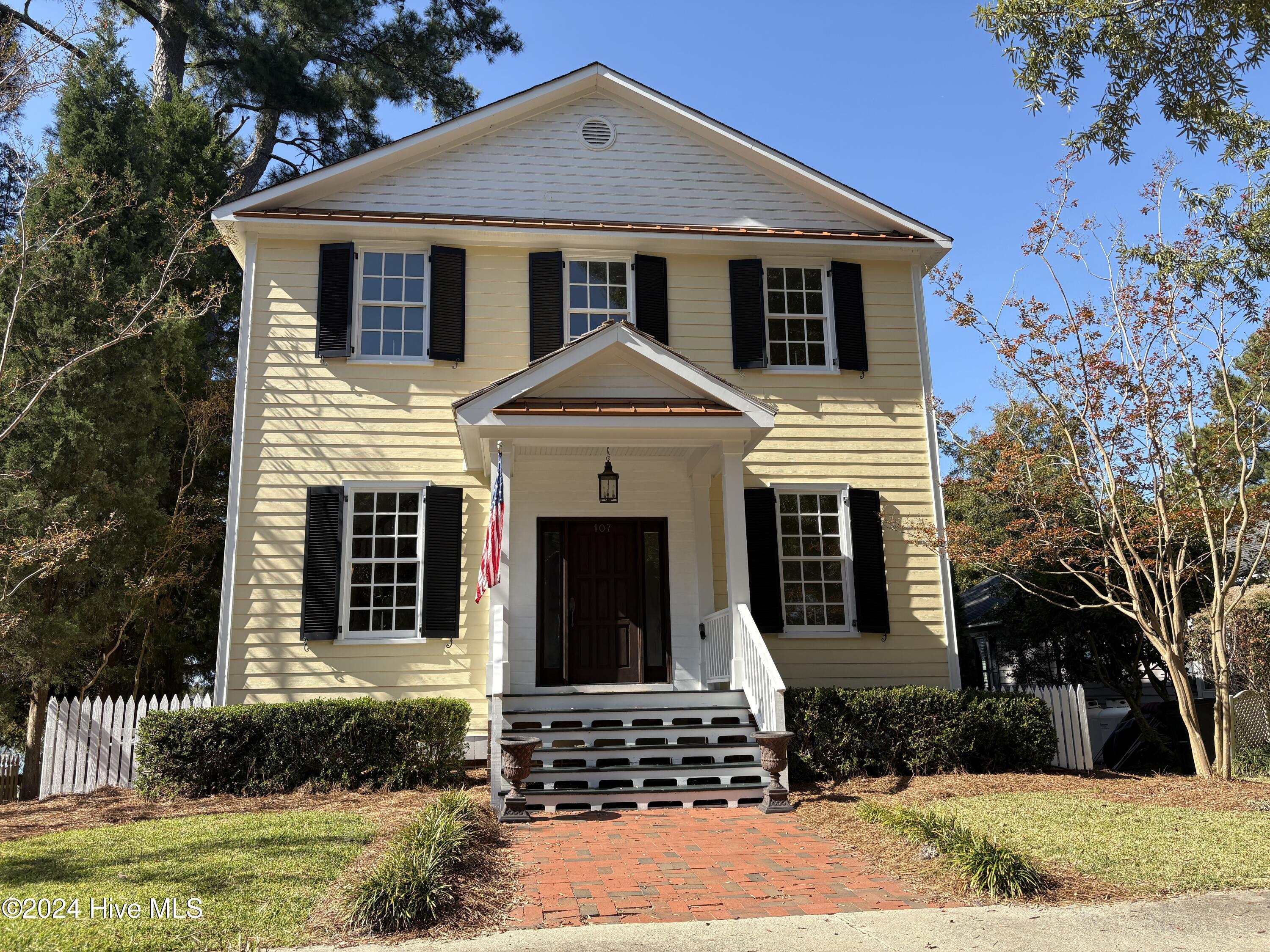 107 S Main Street Property Photo