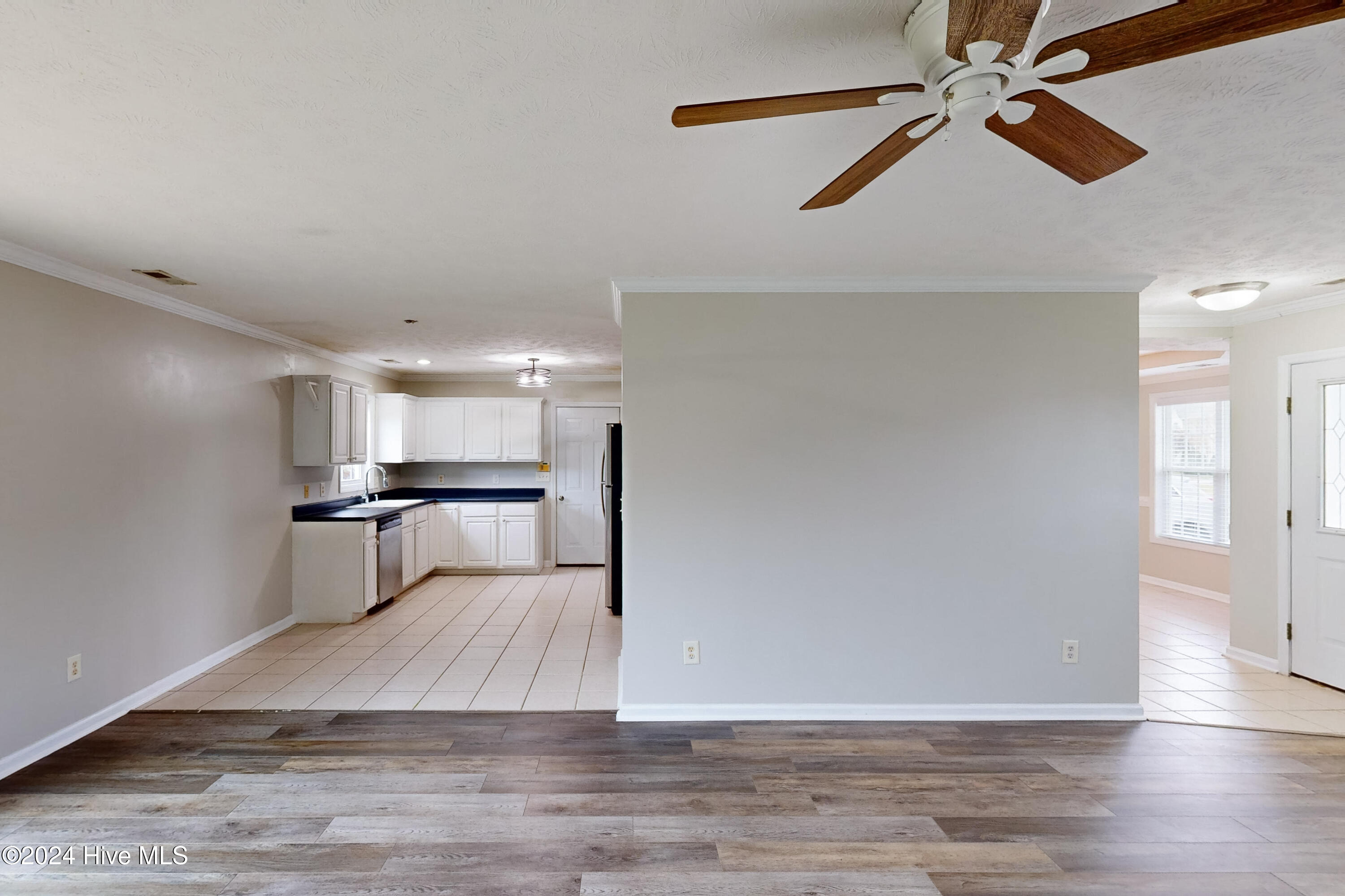 226 Rutherford Way Property Photo 5