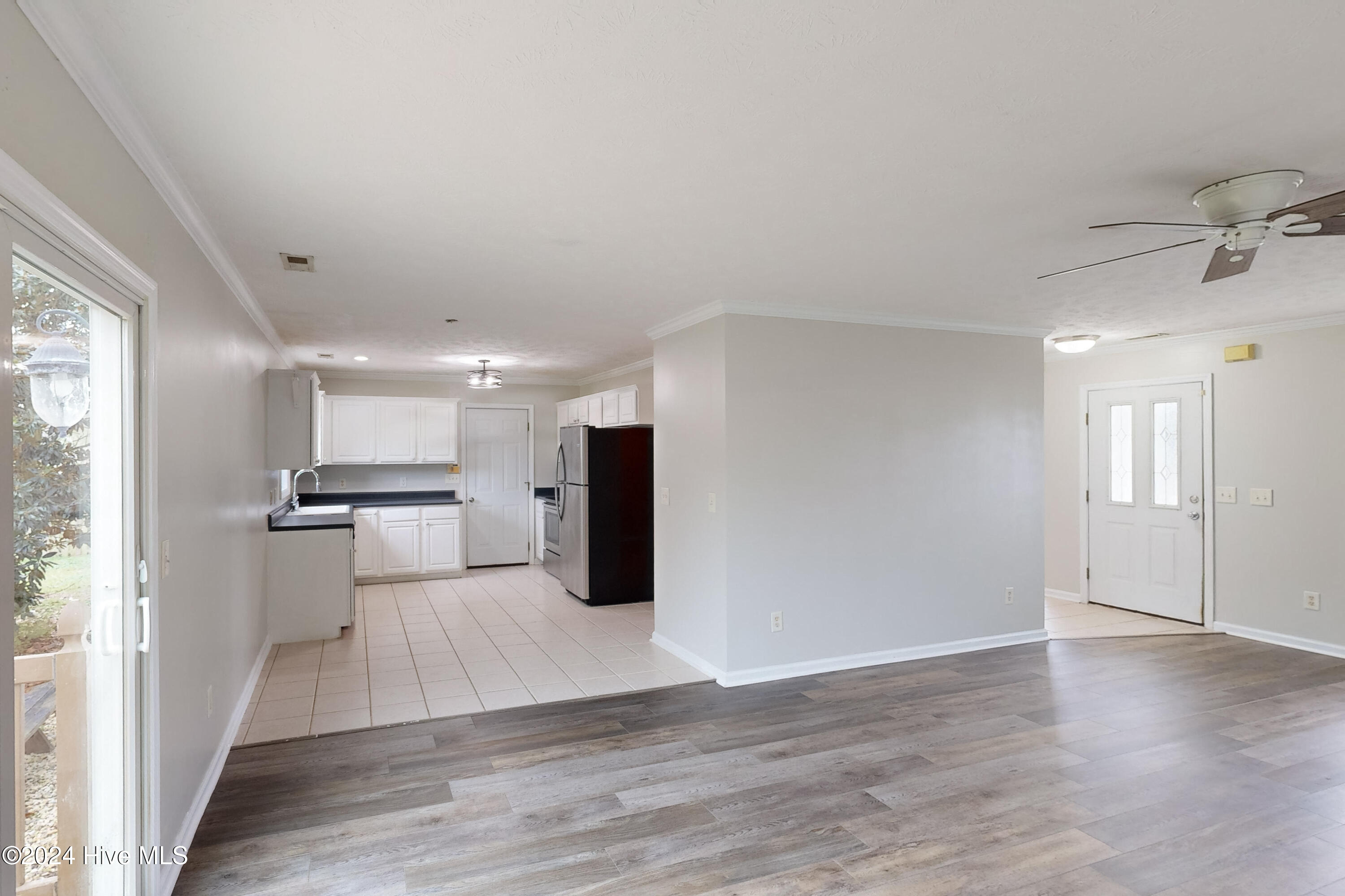 226 Rutherford Way Property Photo 6