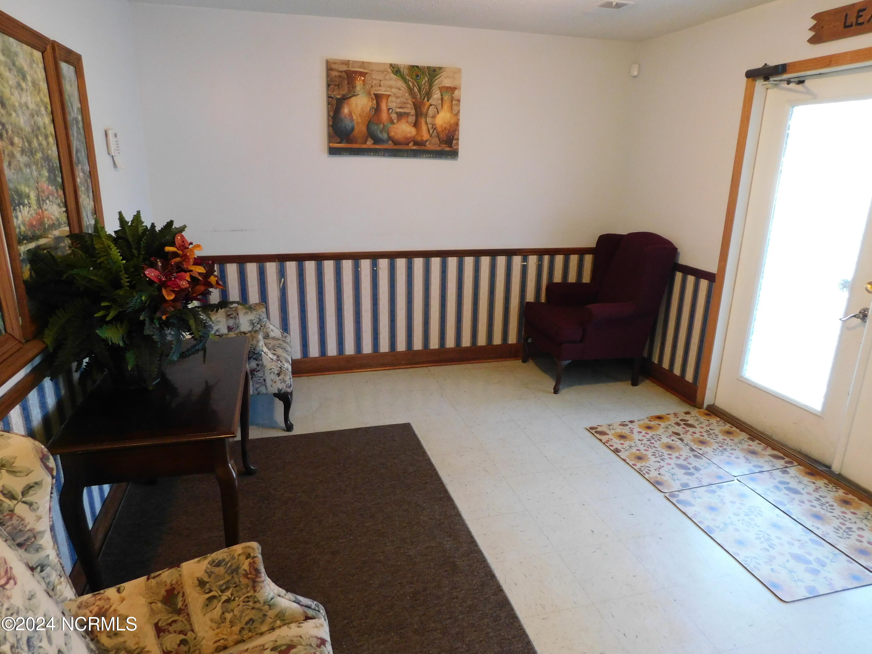 11121 Turnpike Road Property Photo 24