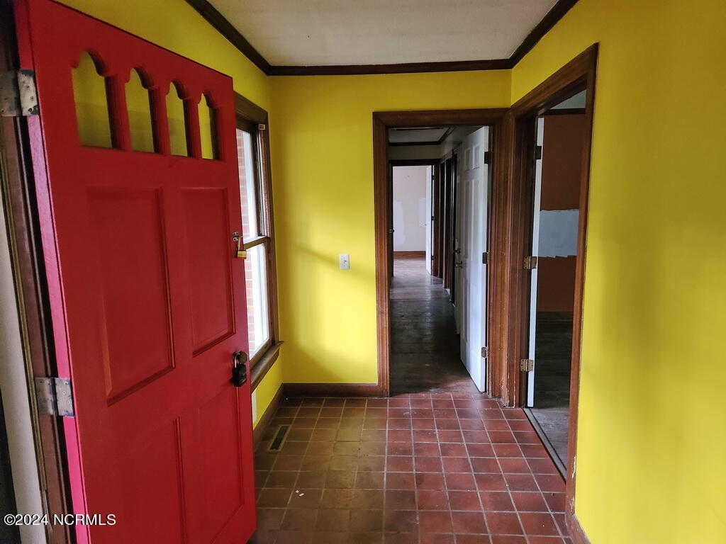 1604 Colony Drive Property Photo 4