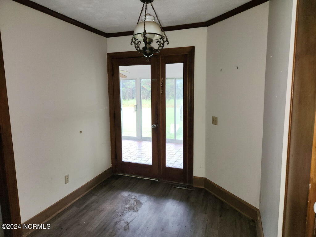 1604 Colony Drive Property Photo 9