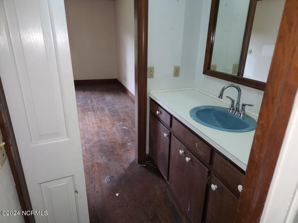 1604 Colony Drive Property Photo 25