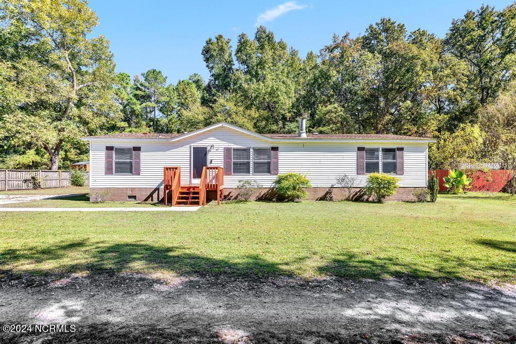47 Butterfly Circle Property Photo 1
