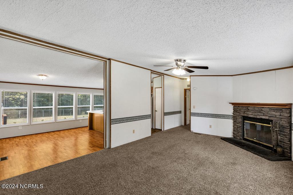 47 Butterfly Circle Property Photo 4
