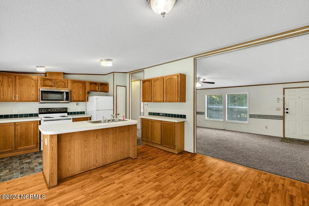 47 Butterfly Circle Property Photo 9