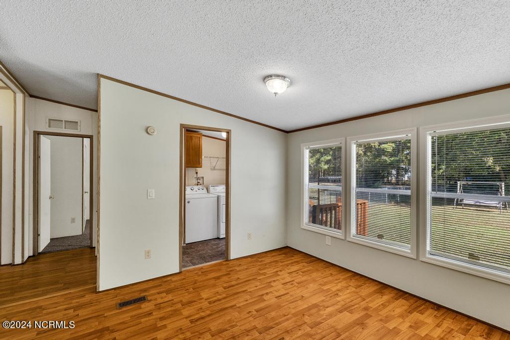 47 Butterfly Circle Property Photo 12