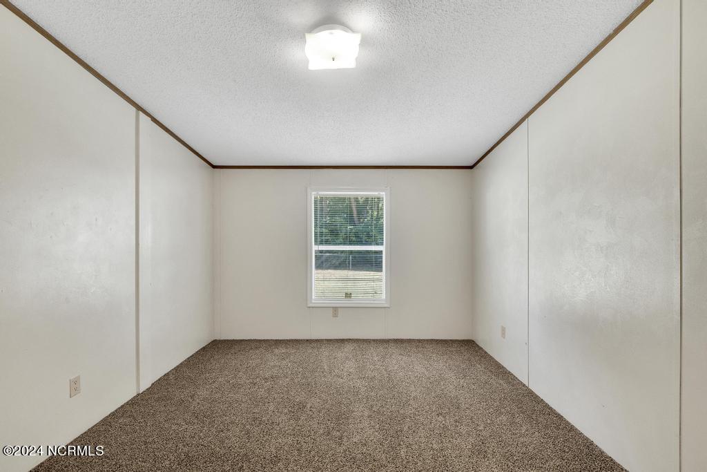 47 Butterfly Circle Property Photo 17