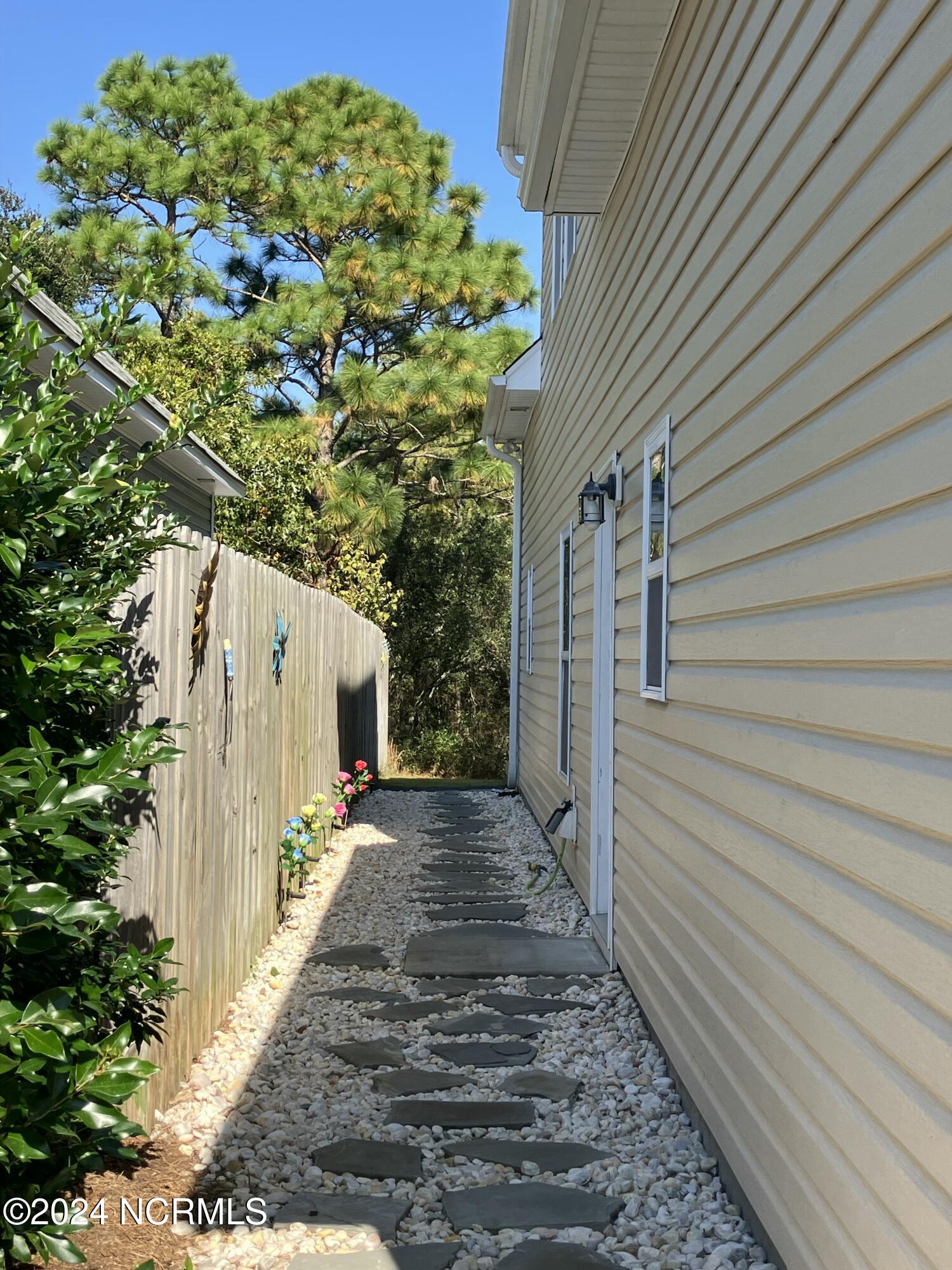 821 Isle Of Palms Way Property Photo 26