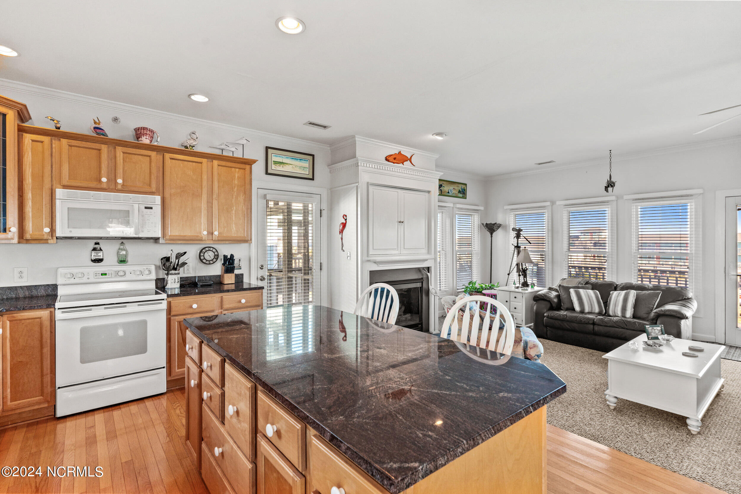1604 Ocean Boulevard Property Photo 13