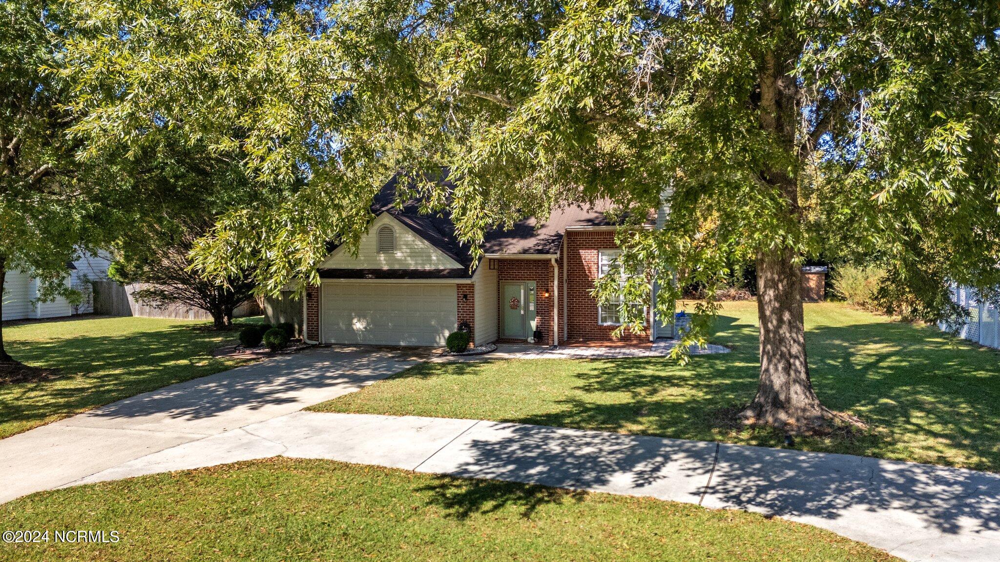 4902 Woodbrook Drive Property Photo 6