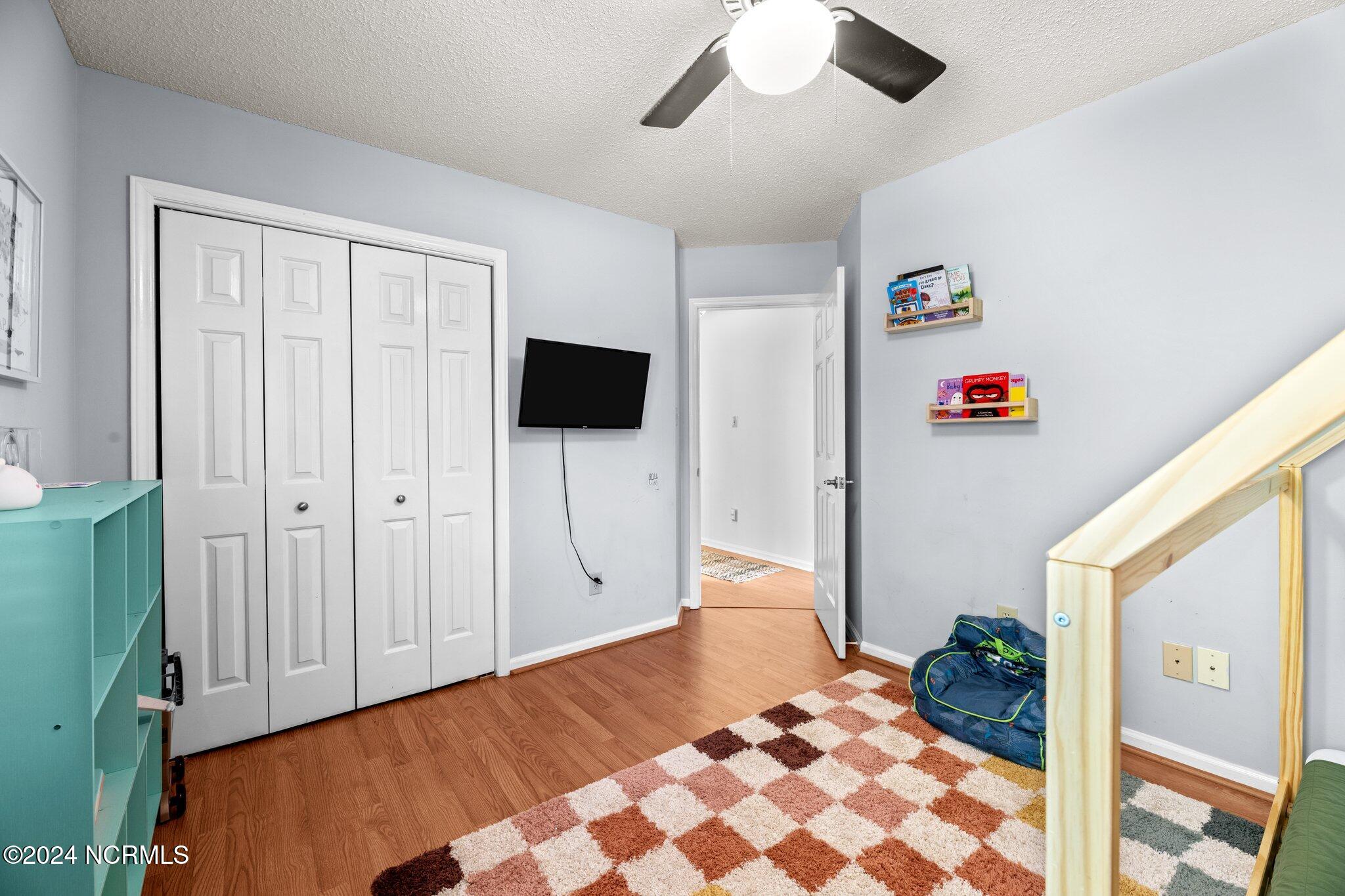 4902 Woodbrook Drive Property Photo 23