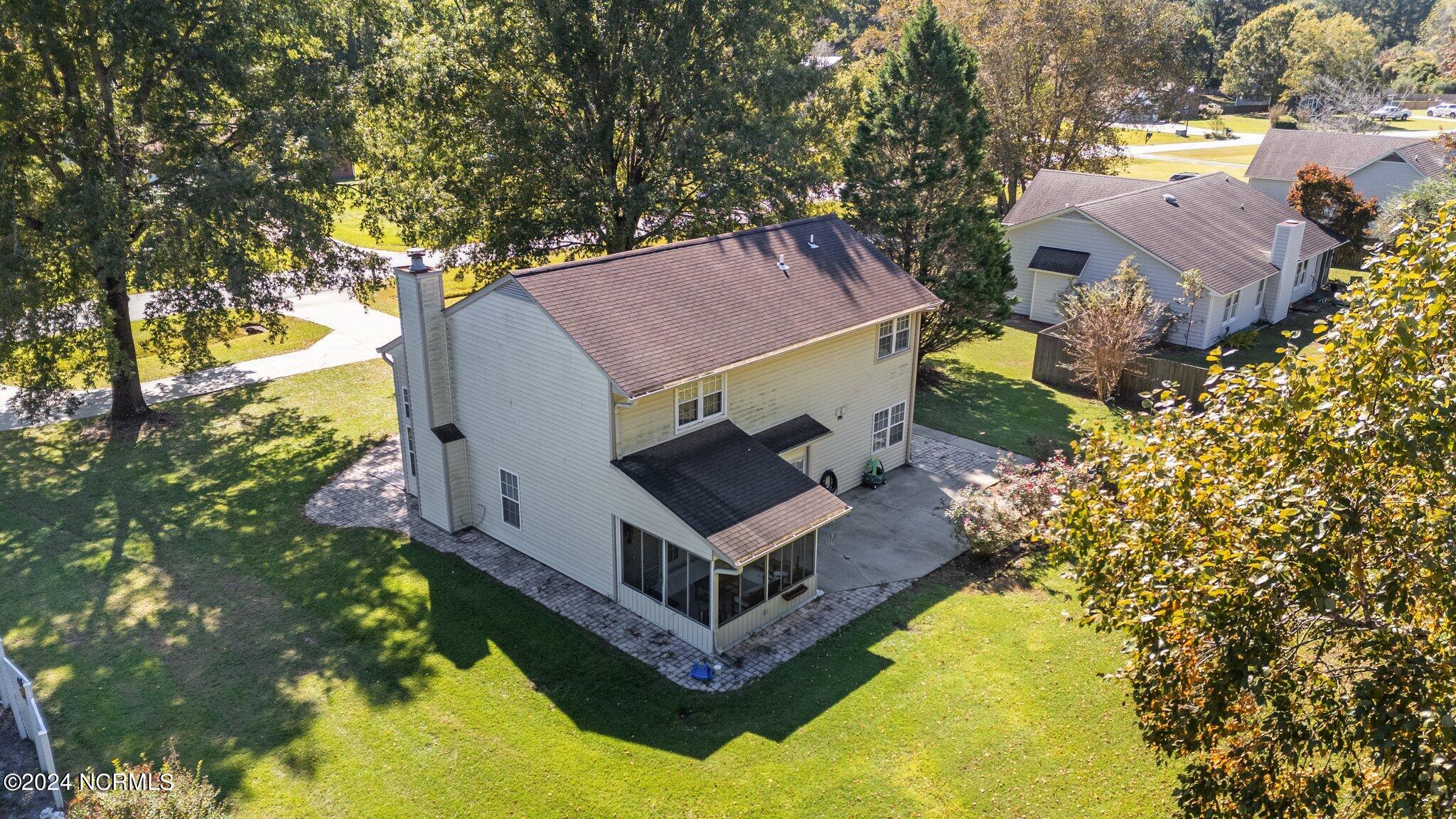 4902 Woodbrook Drive Property Photo 39
