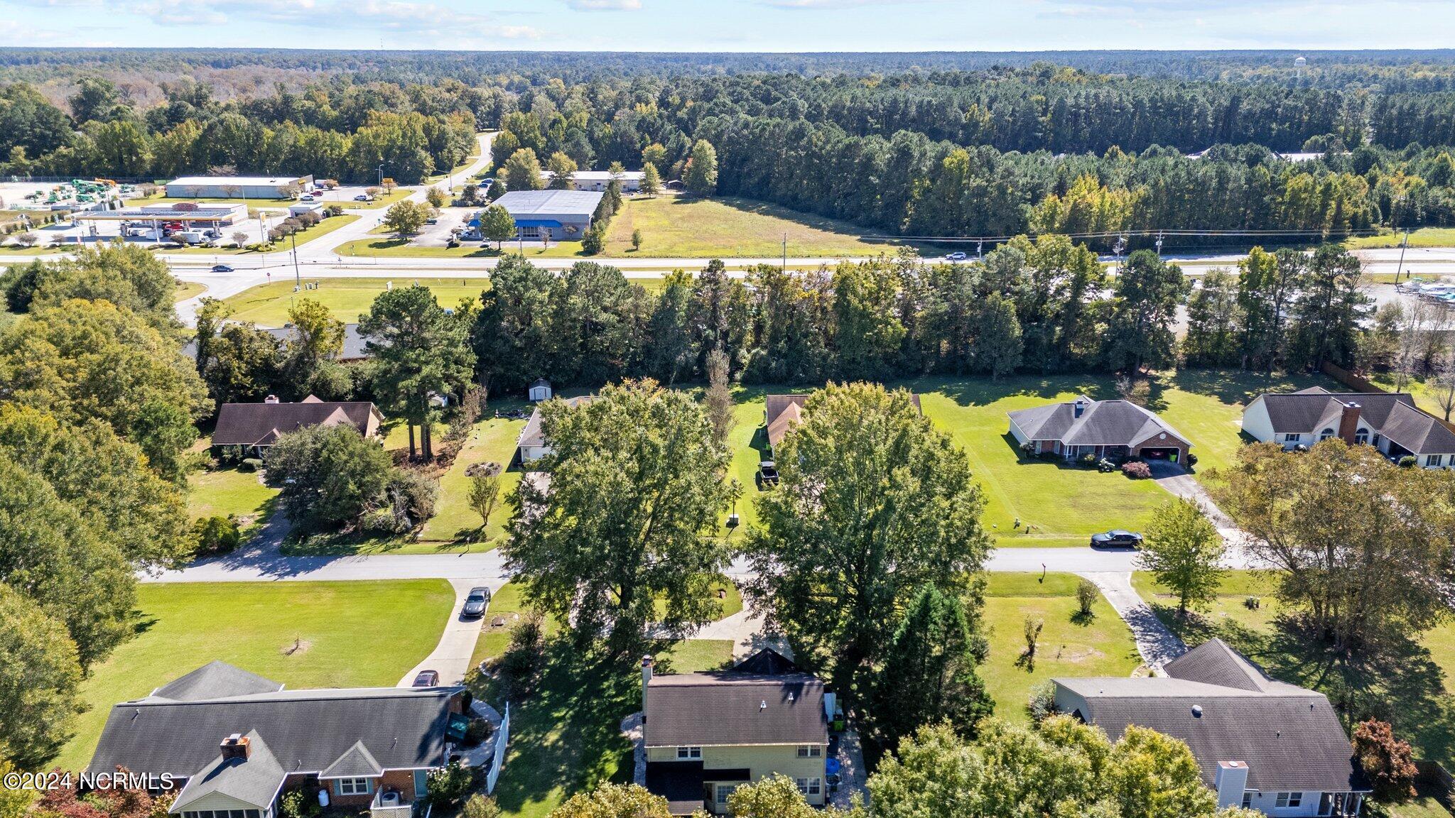 4902 Woodbrook Drive Property Photo 42