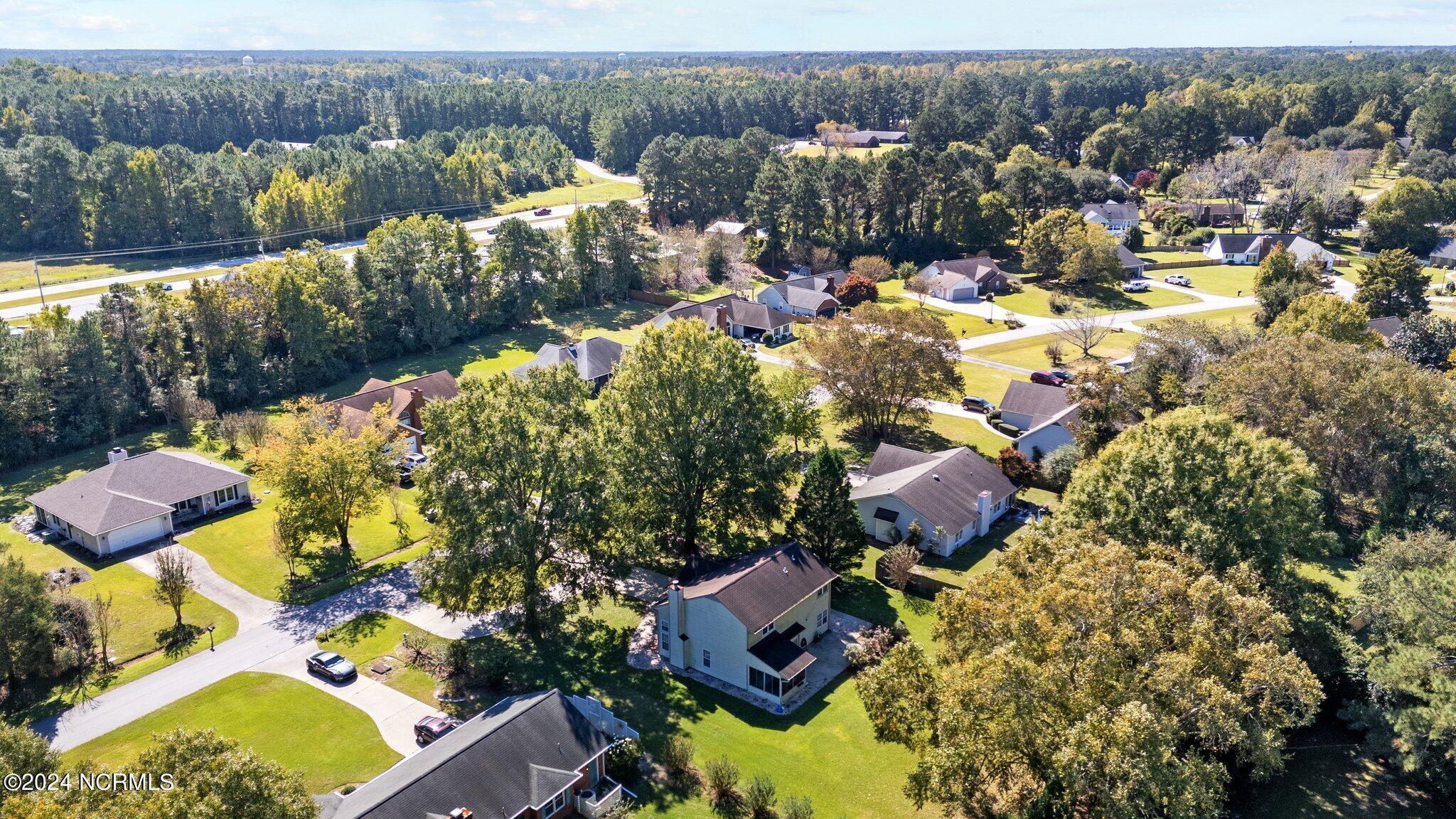 4902 Woodbrook Drive Property Photo 43