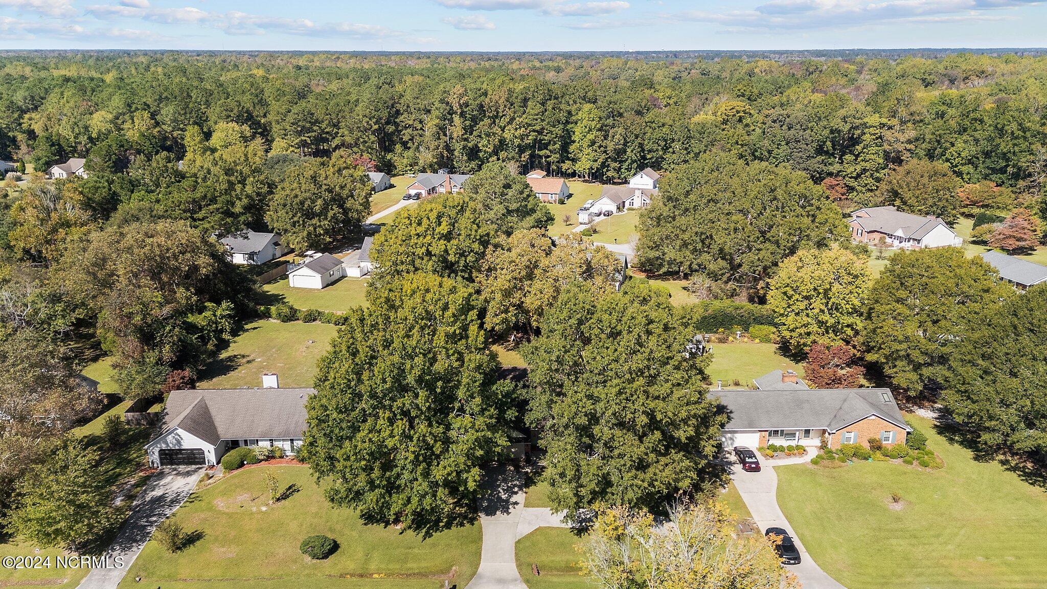 4902 Woodbrook Drive Property Photo 45