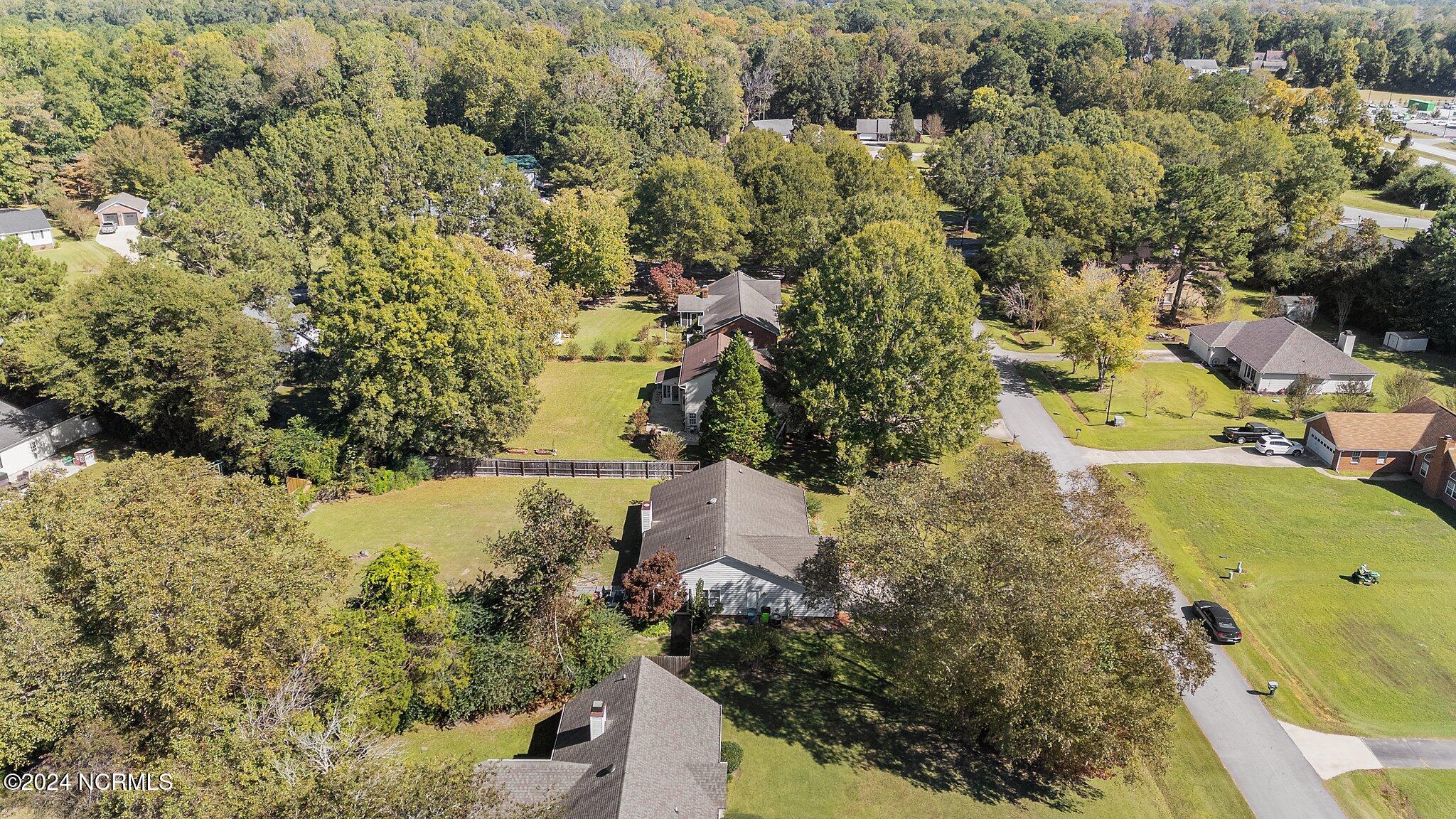 4902 Woodbrook Drive Property Photo 47