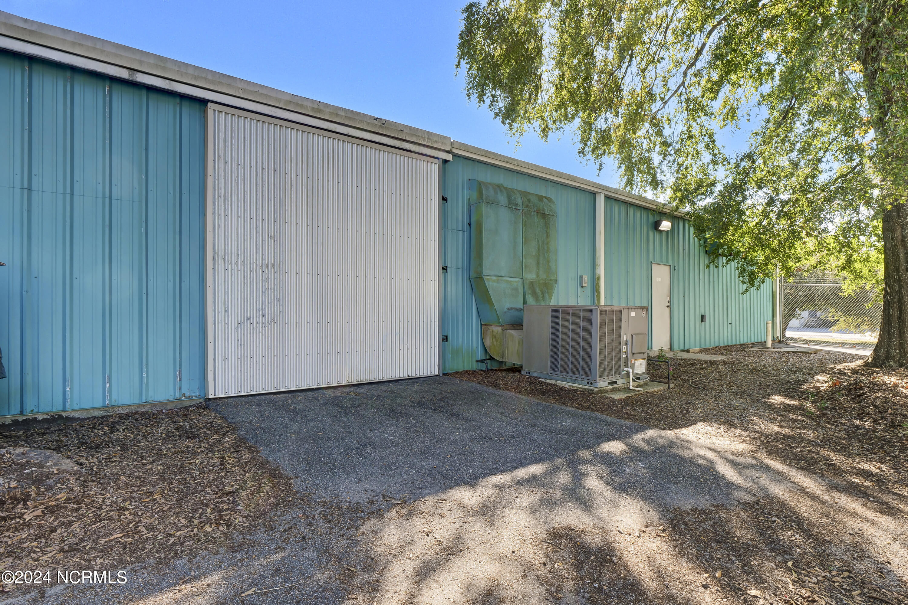 1316 S 5th Avenue Property Photo 43