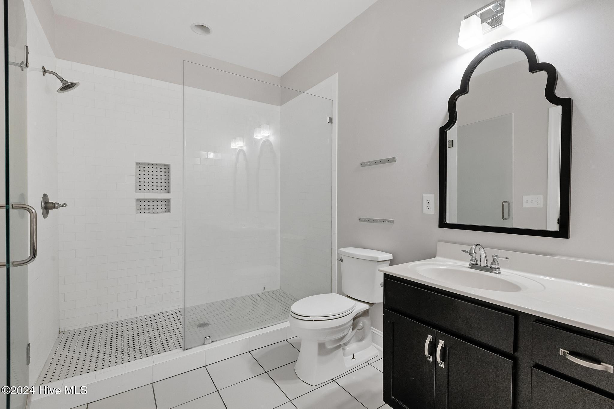 114 Castaway Cove Property Photo 25