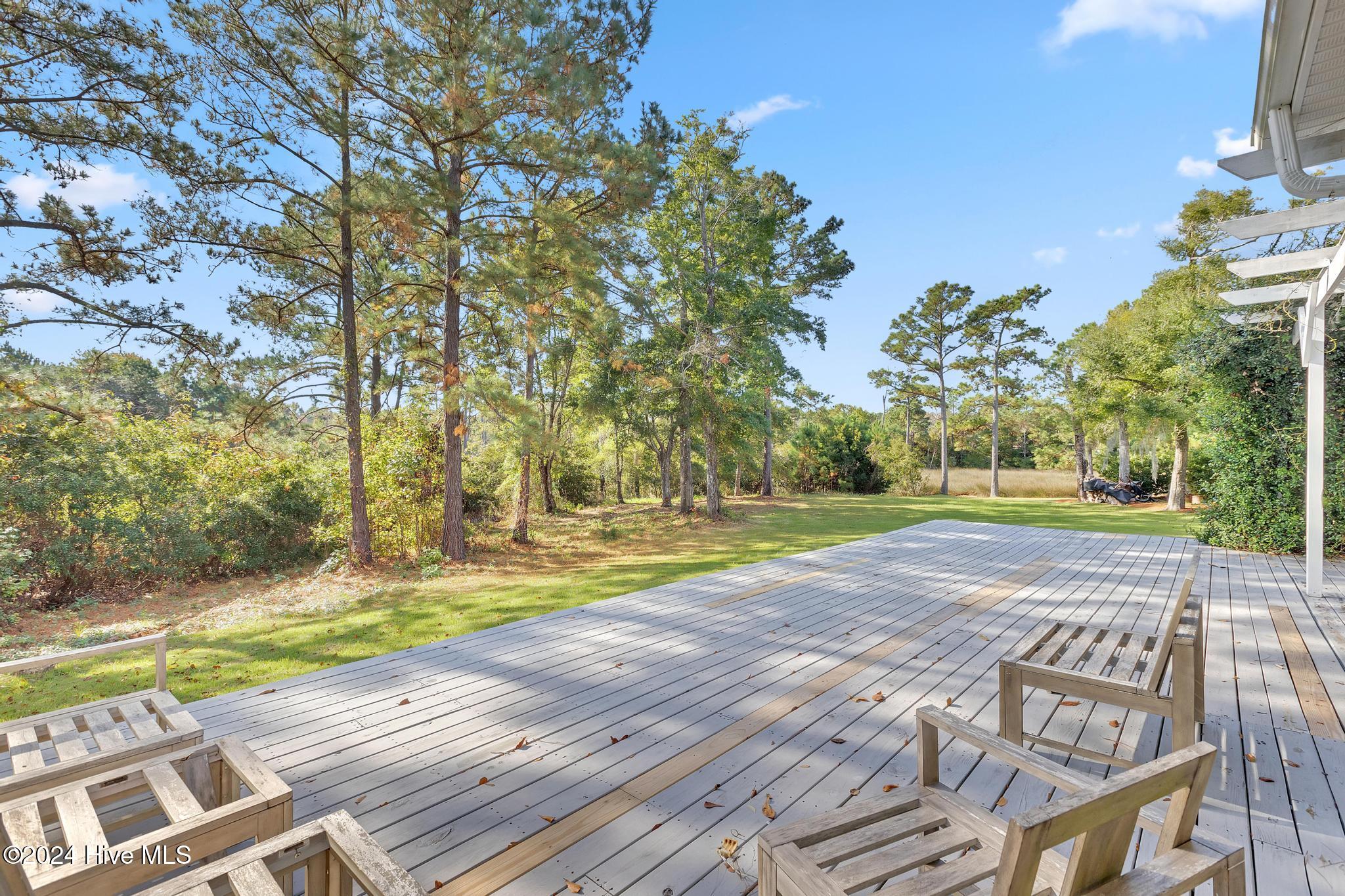 114 Castaway Cove Property Photo 46