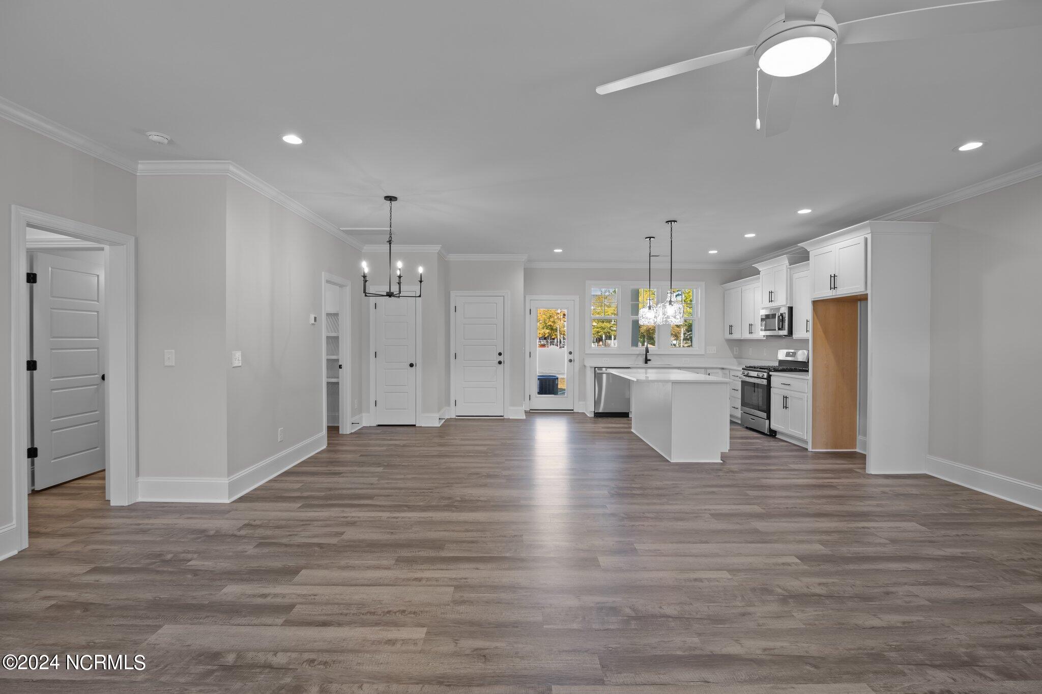 3904 Reunion Pointe Lane Property Photo 8