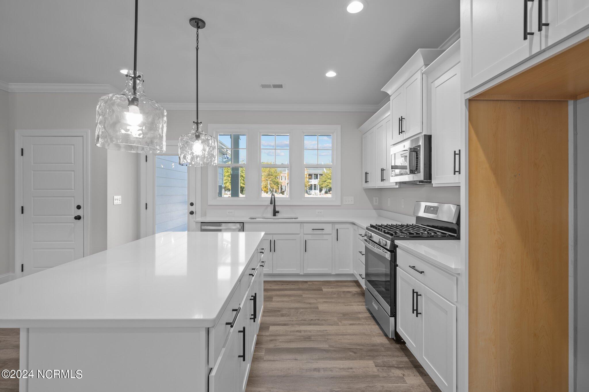 3904 Reunion Pointe Lane Property Photo 10