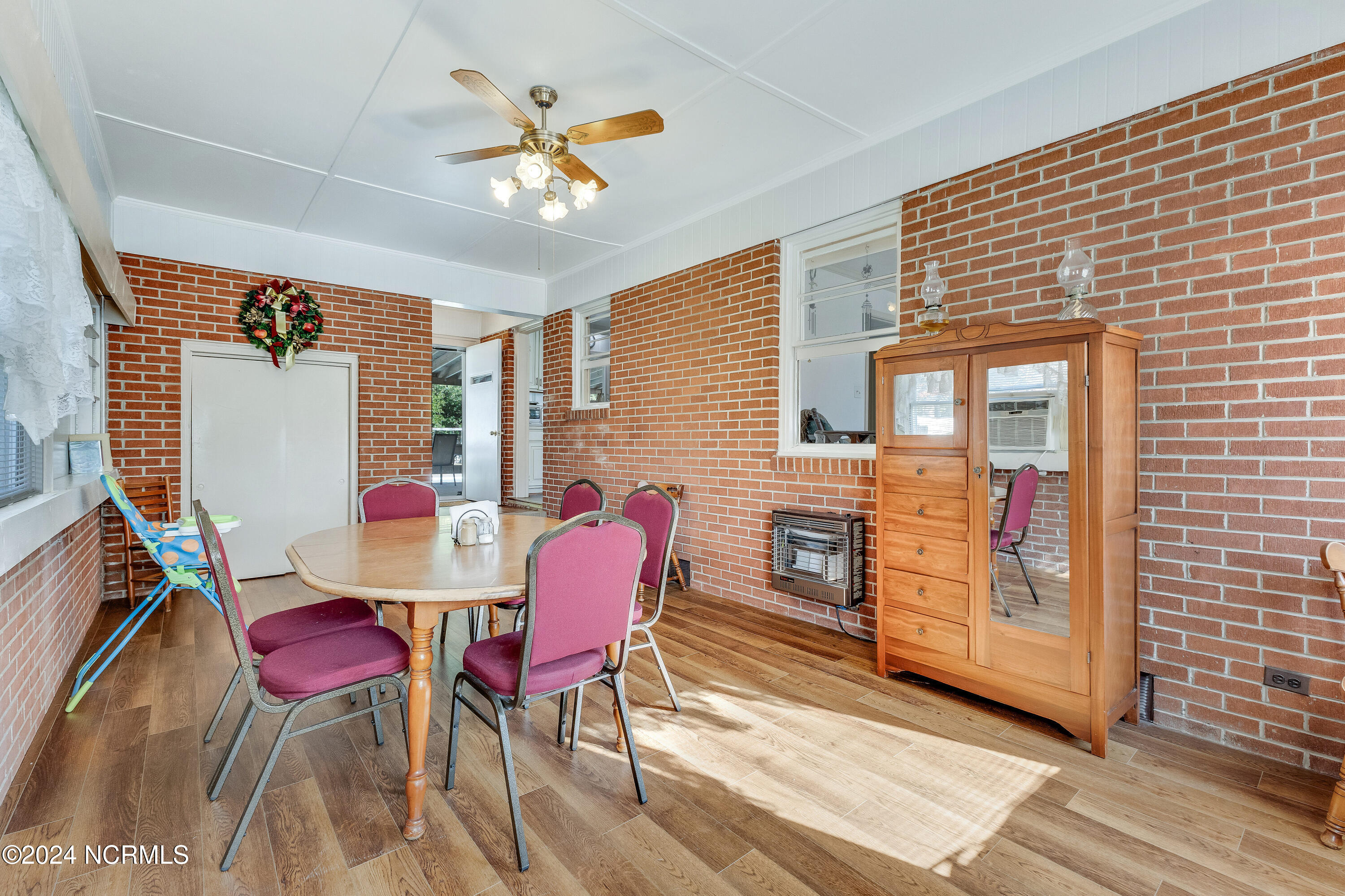 231 W Wards Bridge Road Property Photo 12