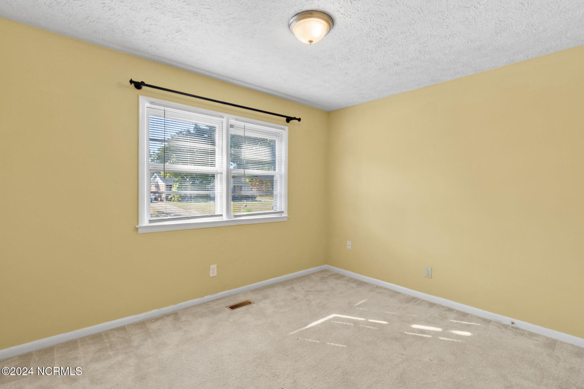 318 Bandera Drive Property Photo 23