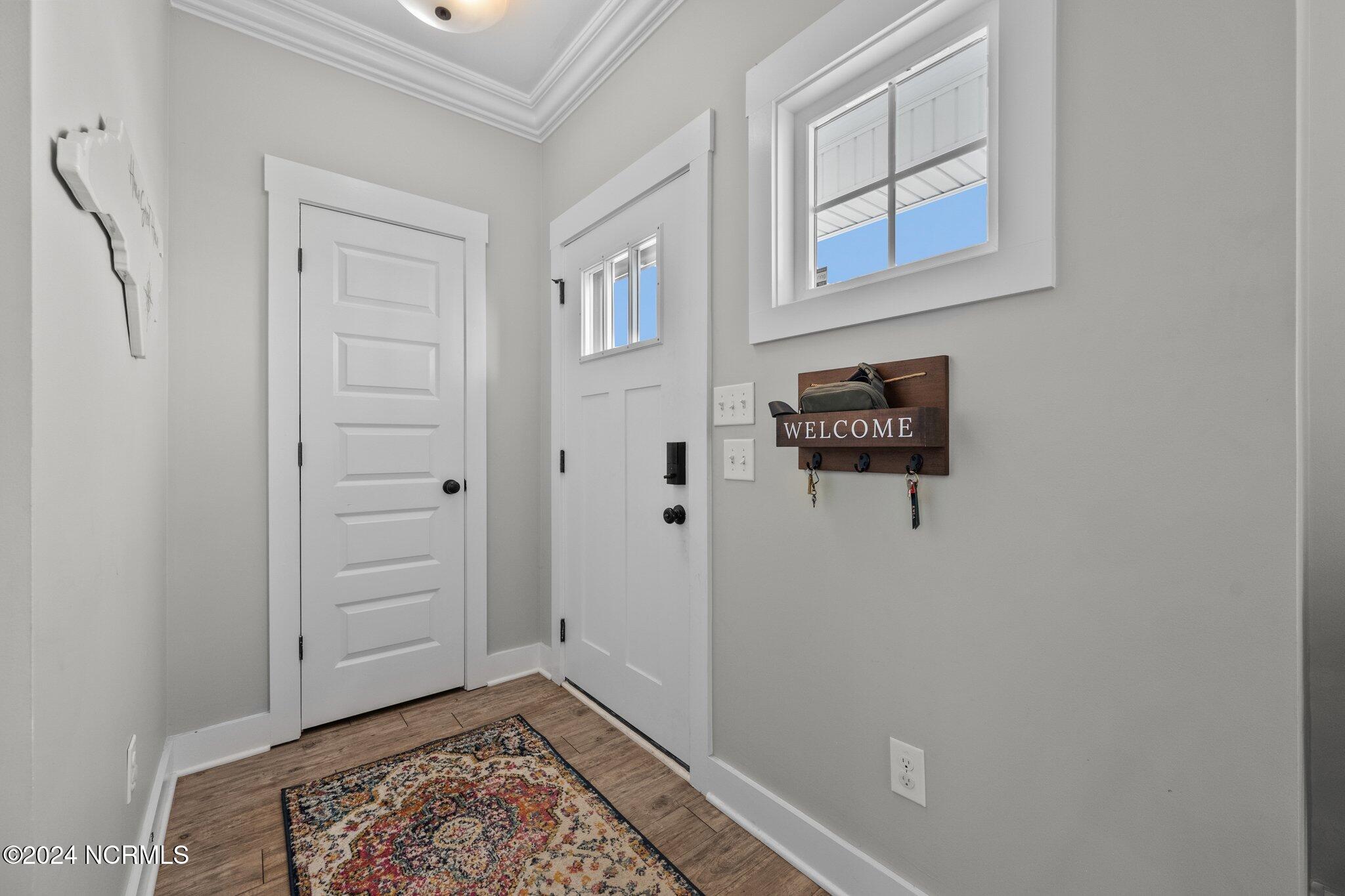 221 Chestwood Drive Property Photo 4