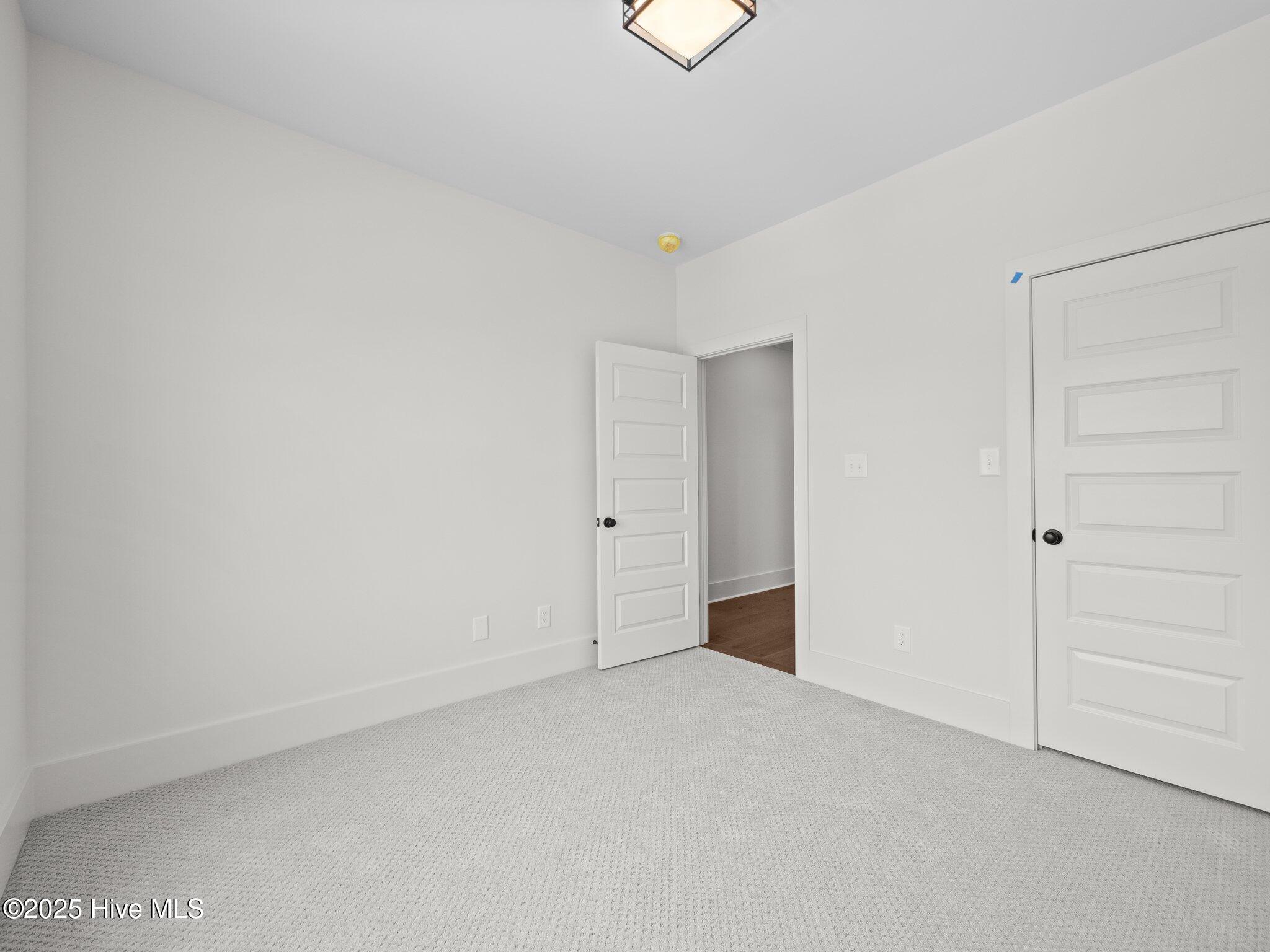 609 Cannonsgate Drive Property Photo 24
