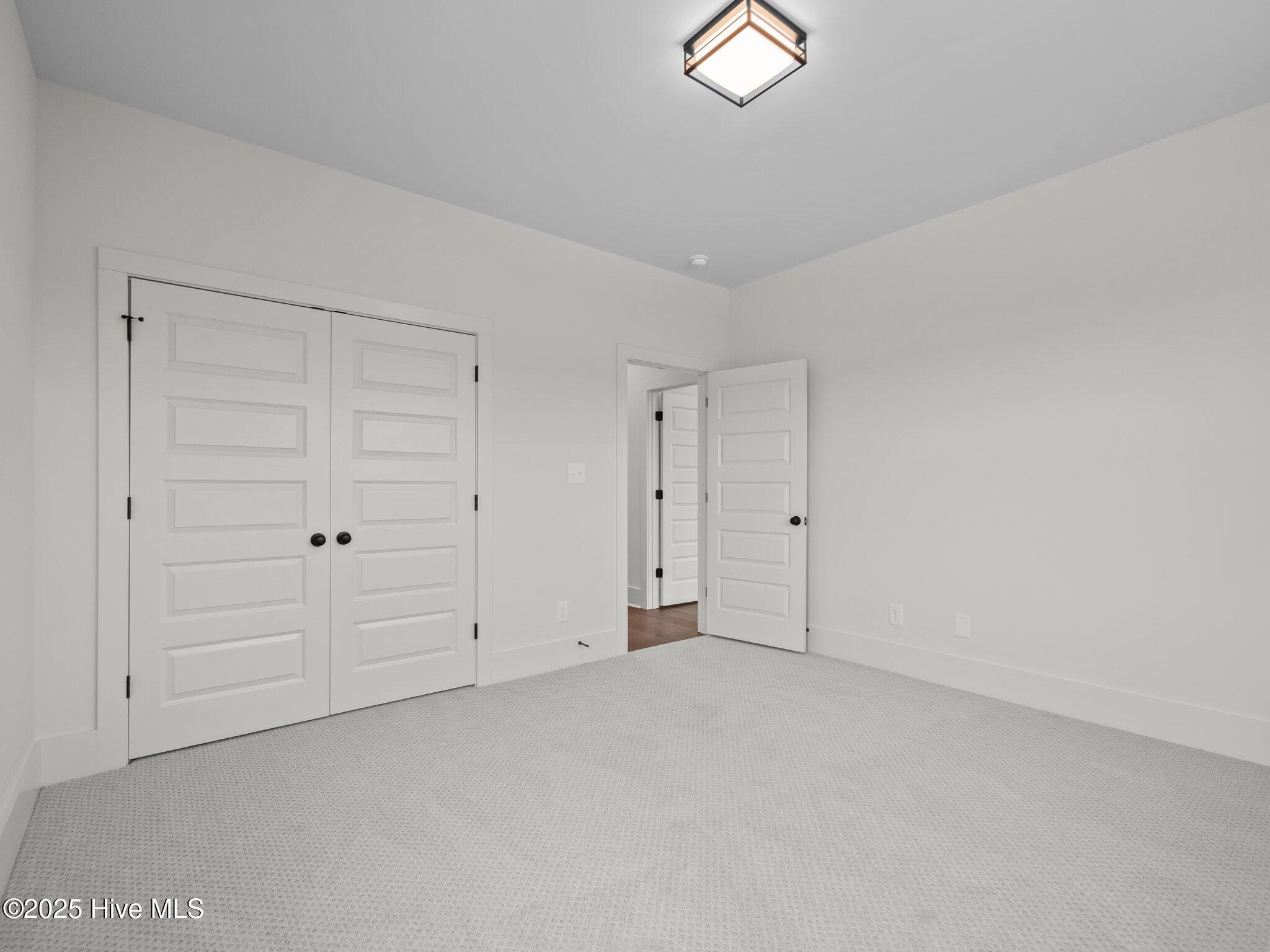 609 Cannonsgate Drive Property Photo 27