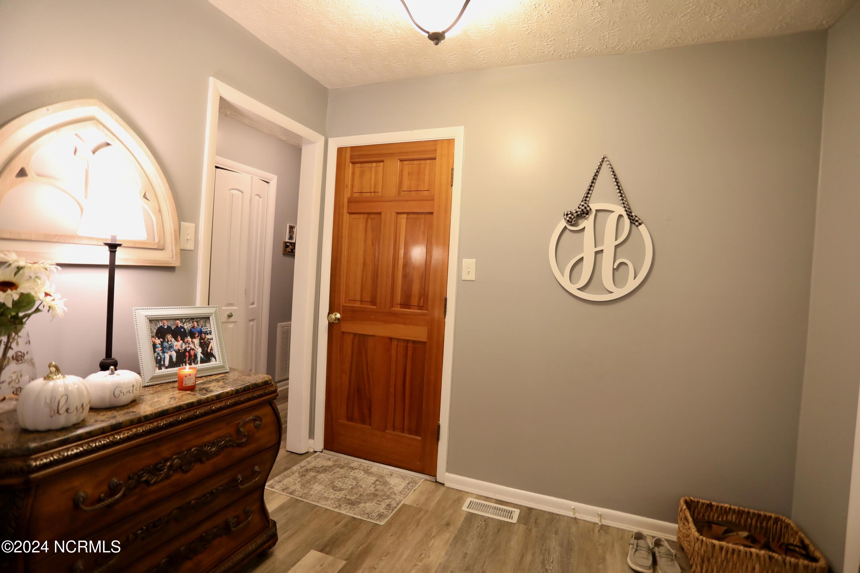 107 Dogwood Lane Property Photo 4