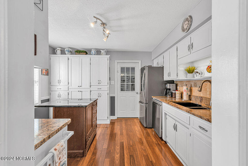 1302 Caracara Drive Property Photo 18